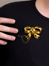 Load image into Gallery viewer, Colonial Australian Gold and Garnet Bow Brooch