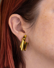 Load image into Gallery viewer, Vintage Cartier Modernist Ear Clips