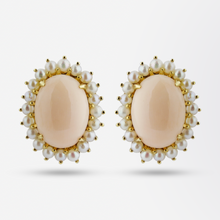 Load image into Gallery viewer, An 18kt Yellow Gold, Coral and Pearl Suite