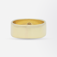 Load image into Gallery viewer, 14kt Yellow Gold Square Shank Ring With Solitaire Diamond