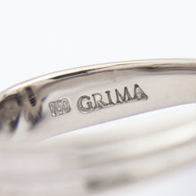 Load image into Gallery viewer, Grima Ring in 18kt White Gold With an Opal & Diamonds