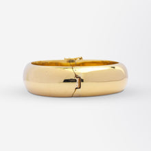 Load image into Gallery viewer, Heavy, 18kt Yellow Gold, Hinged Oval Bangle