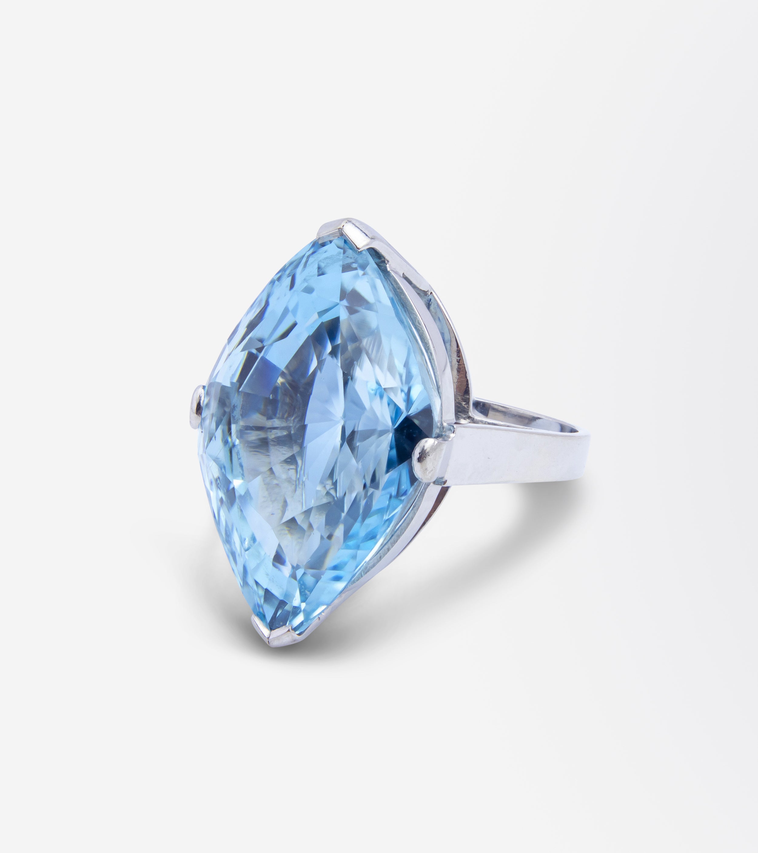Fancy Cut 'Kite' Shape Aquamarine and 18kt White Gold Cocktail Ring