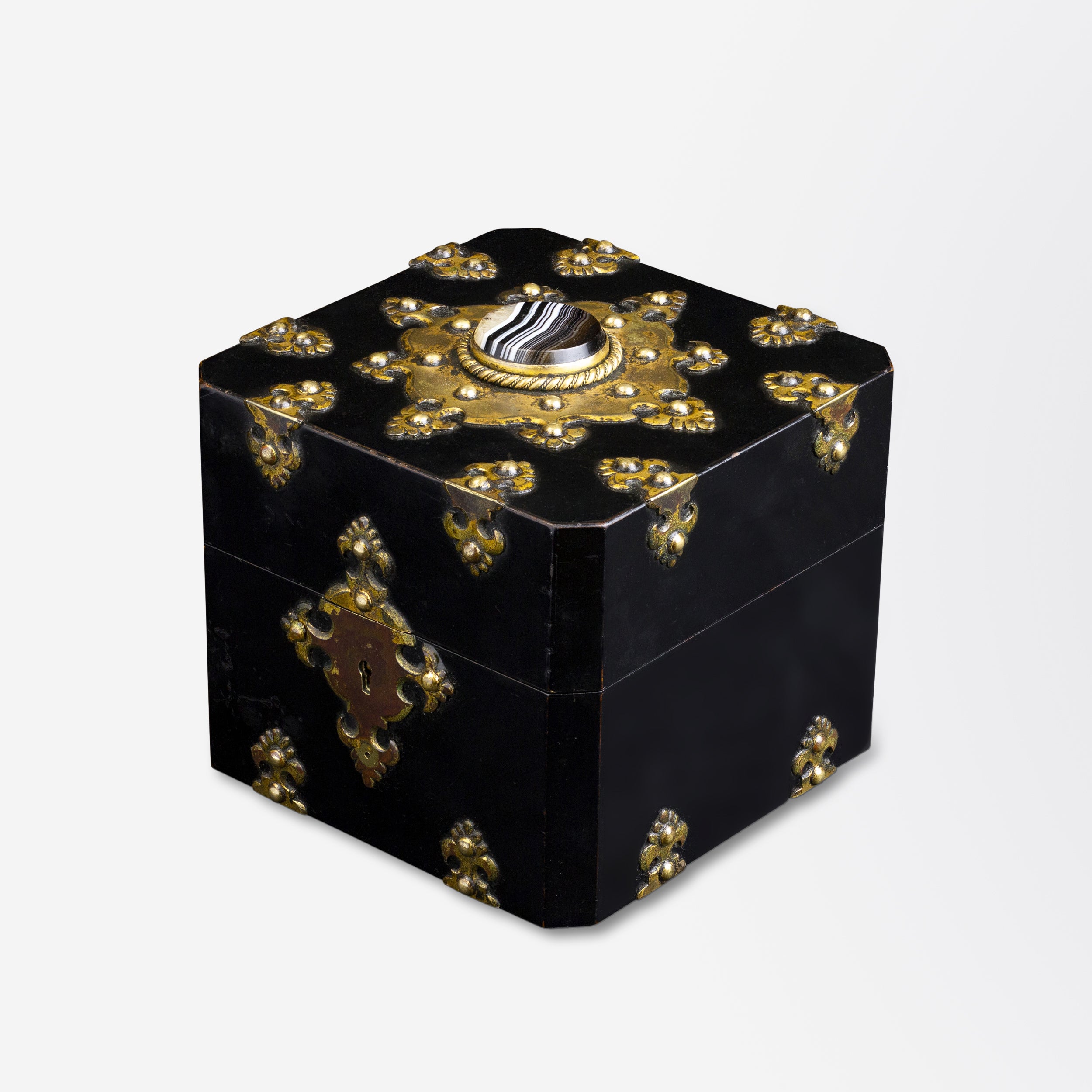 Étui à parfum laqué noir de Leuchars