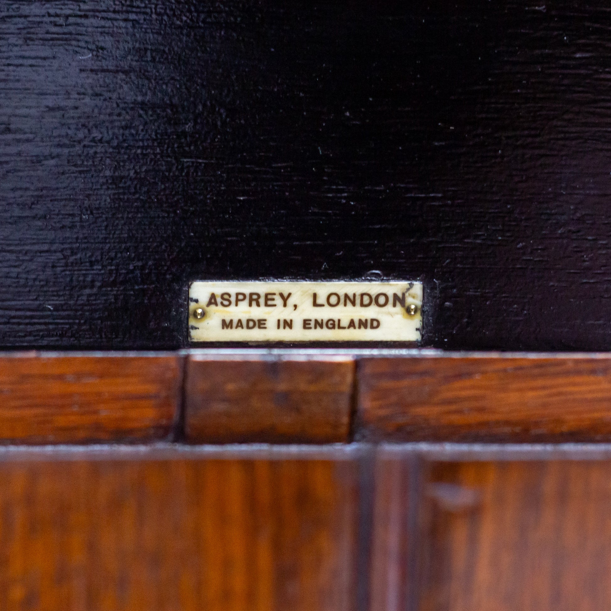 Meuble bar Art déco en noyer par Asprey of London