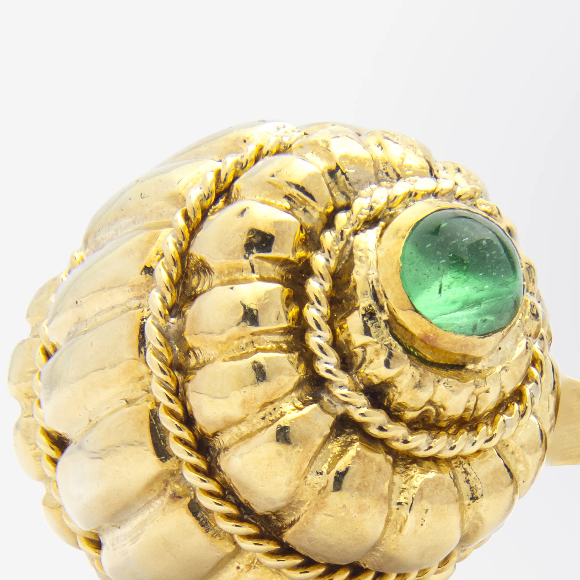 Boutons de manchette en or jaune 18 carats et émeraude, en forme de tonneau