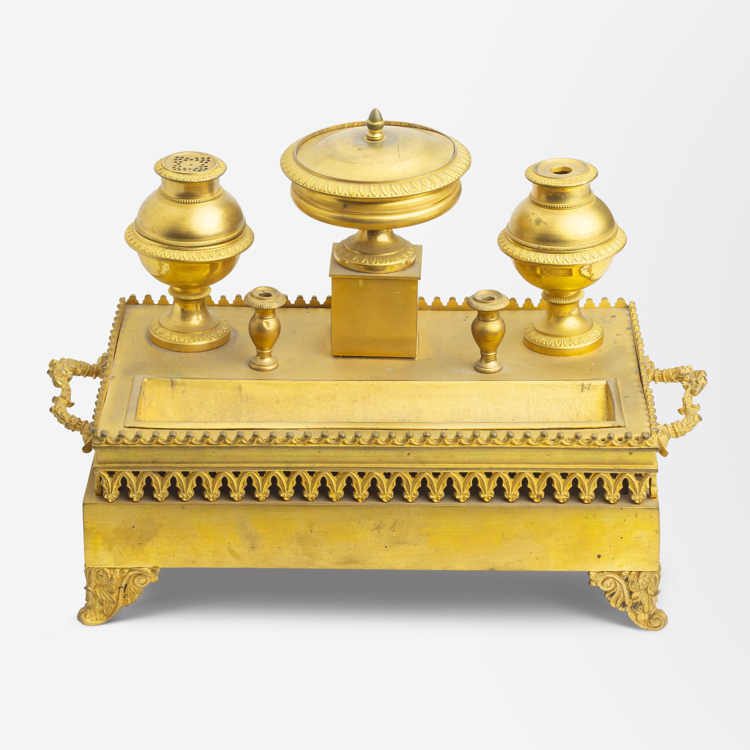 Ensemble de bureau Empire français en bronze doré avec encrier