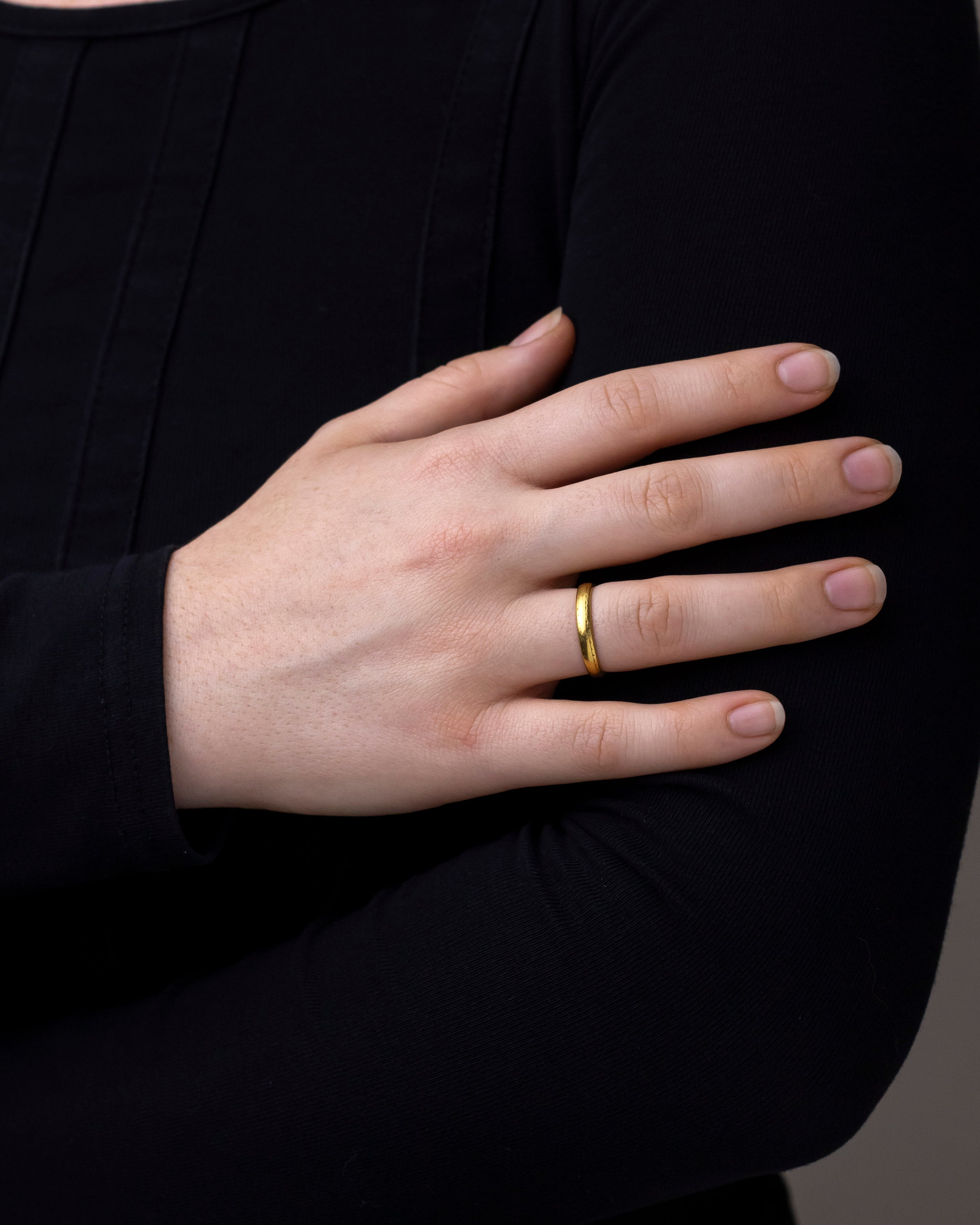 18th Century Posy Ring in 18kt Gold