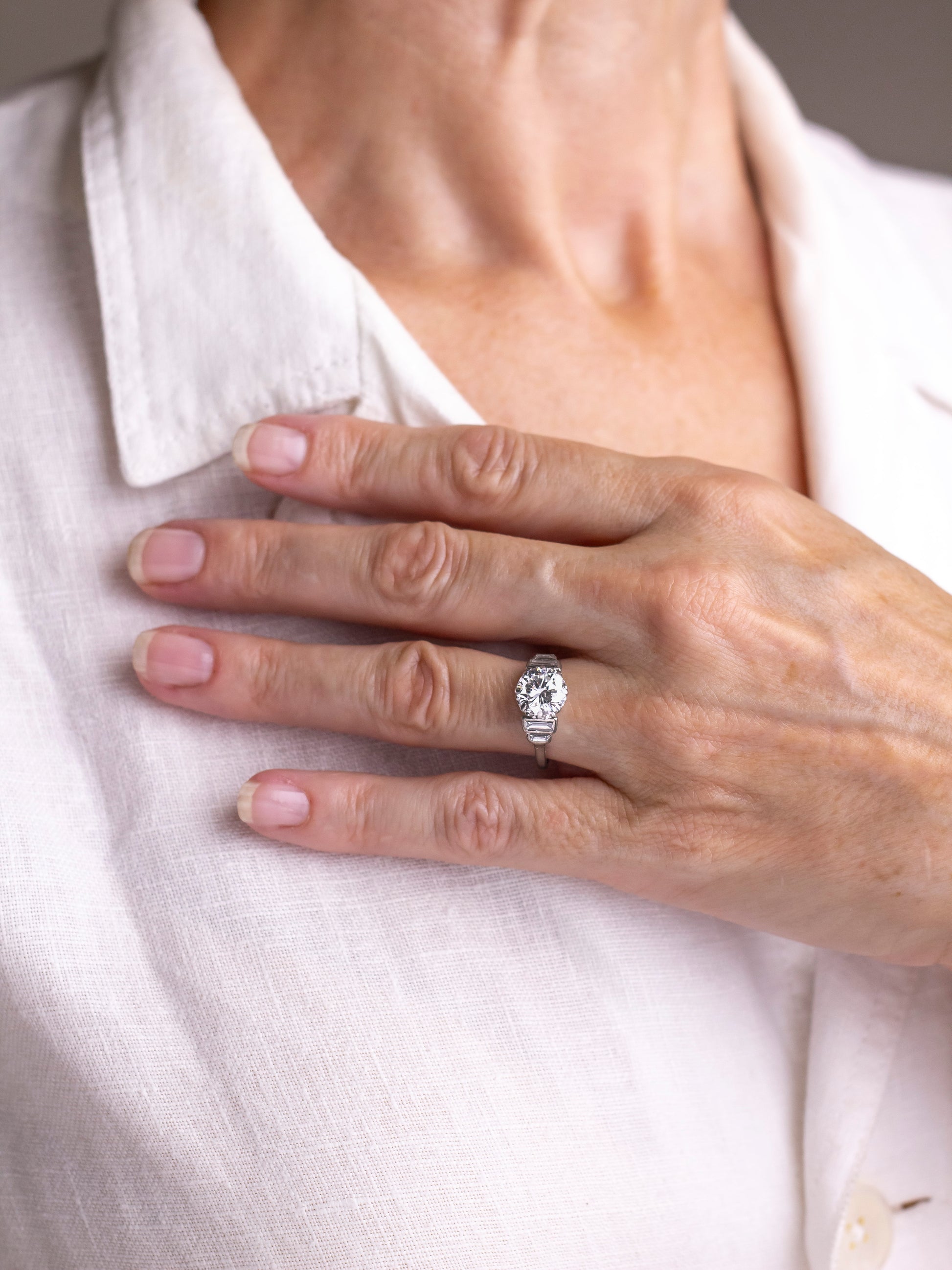 Mid Century 18kt White Gold & Diamond Ring
