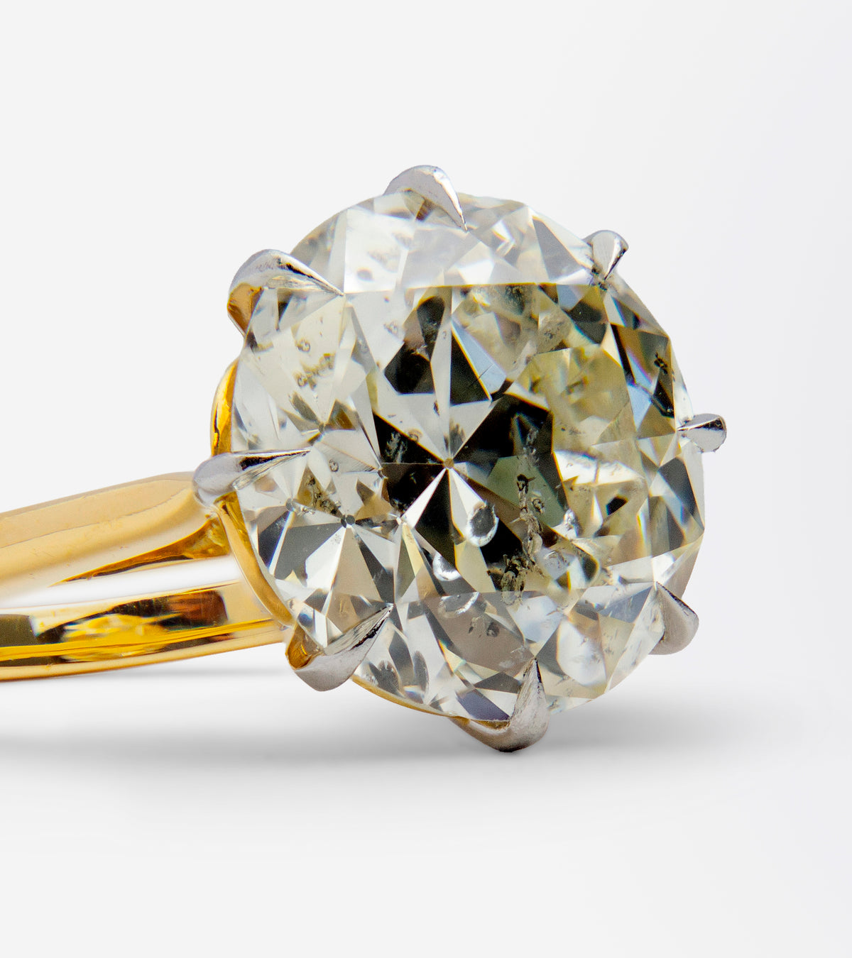 Impressive 8.10ct Diamond Solitaire Ring