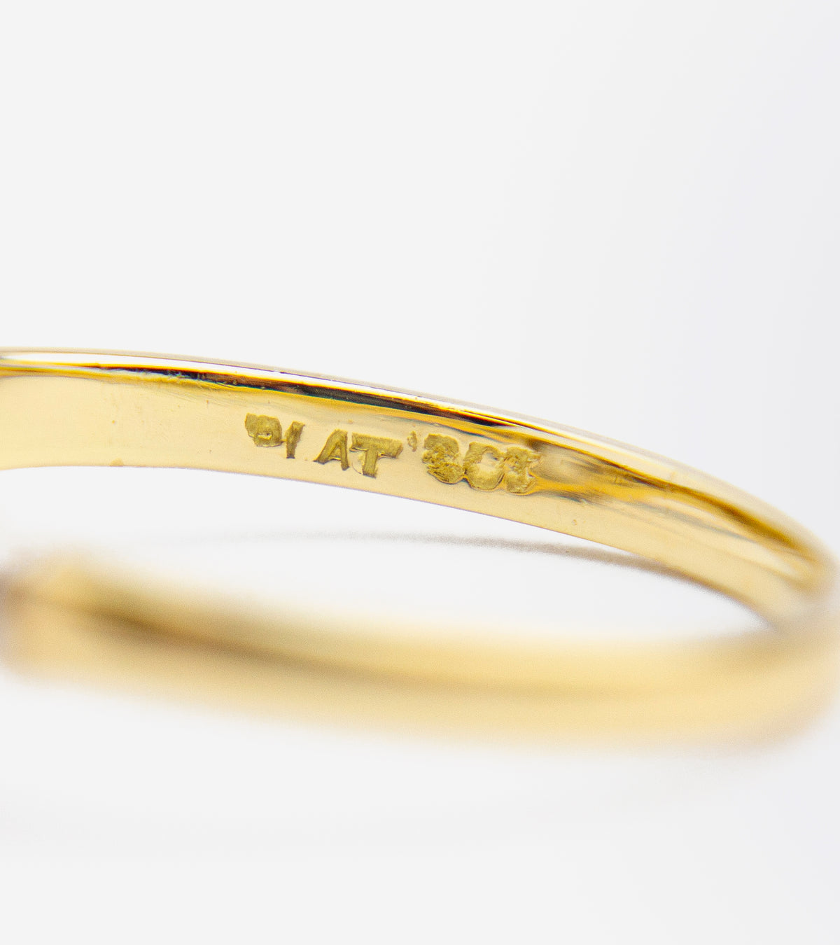Art Deco Inspired 18kt Gold & Diamond Ring