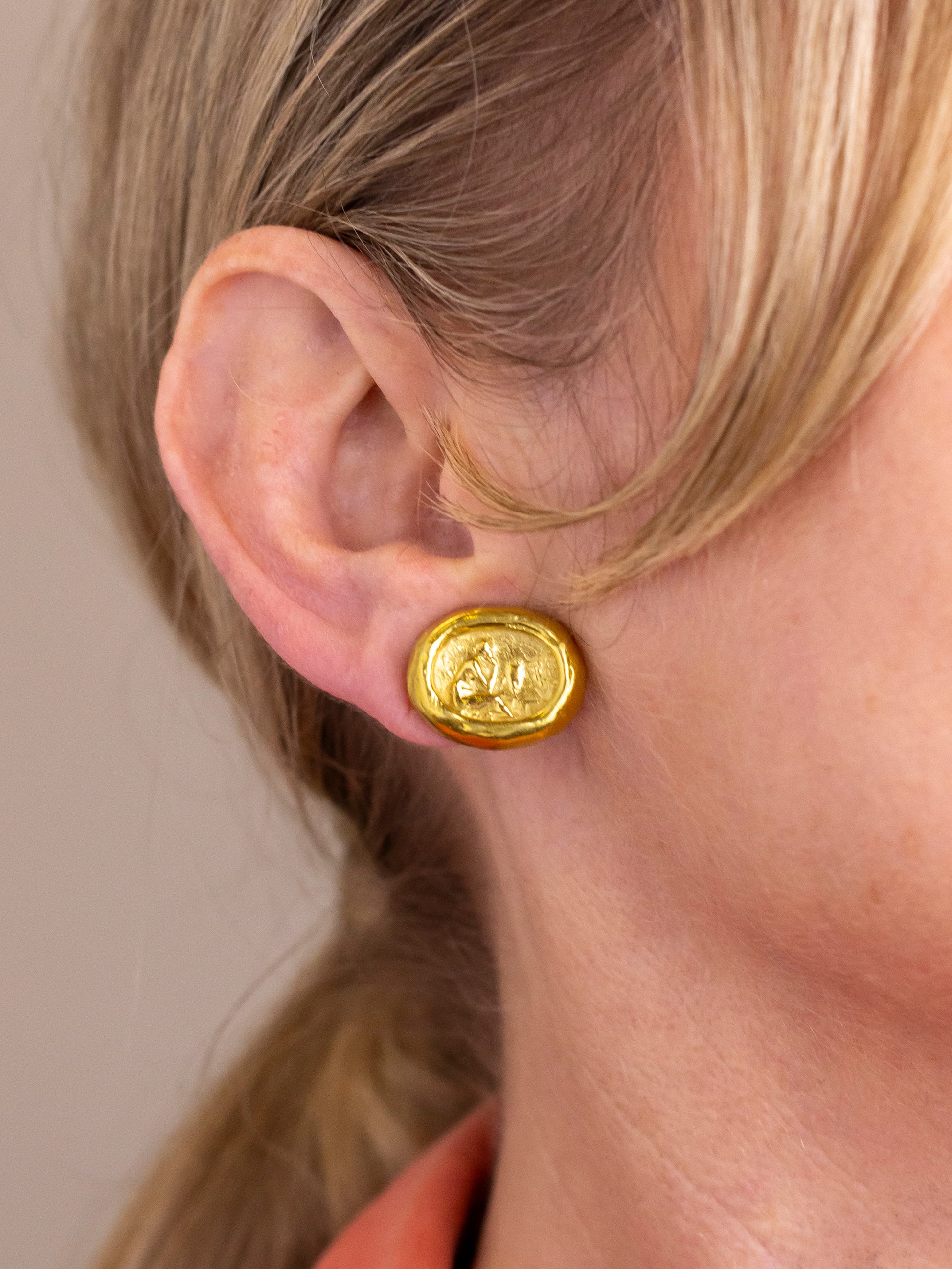 18kt Gold Seidengang 'Odyssey' Clip Earrings