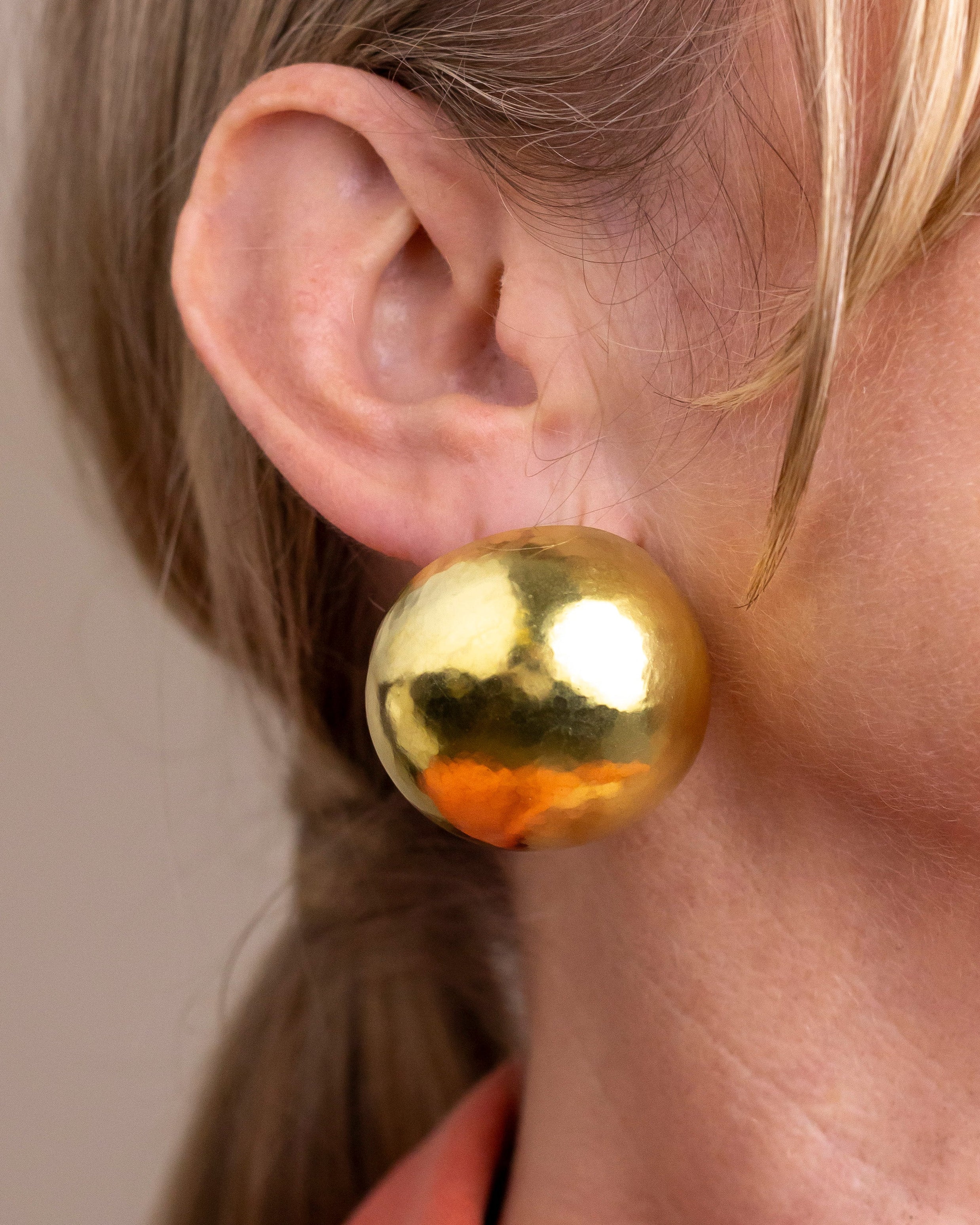 18kt Gold Orb Earrings by Karl Stittgen