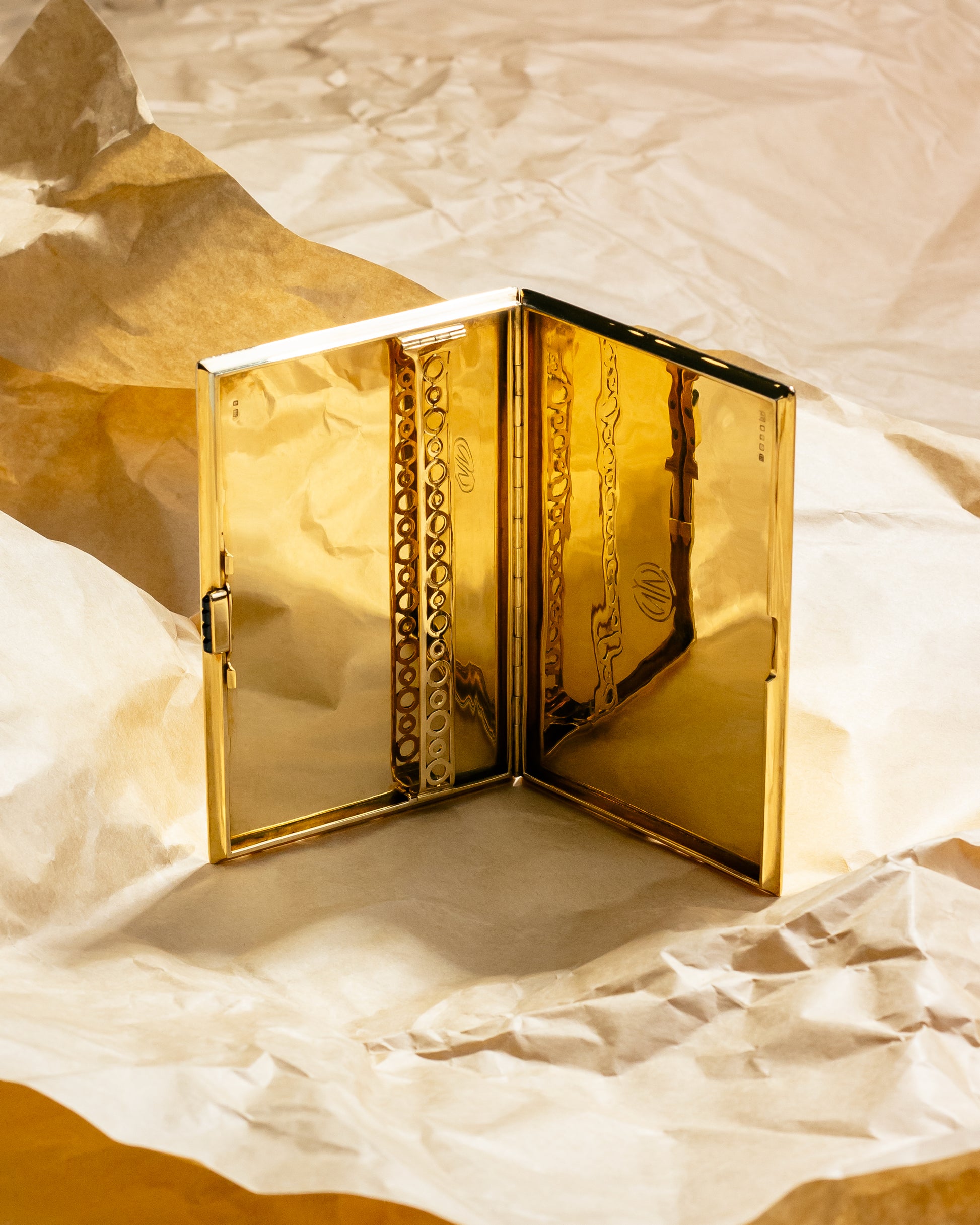 Étui à cigarettes Art Déco « Cartier London » en or 18 carats