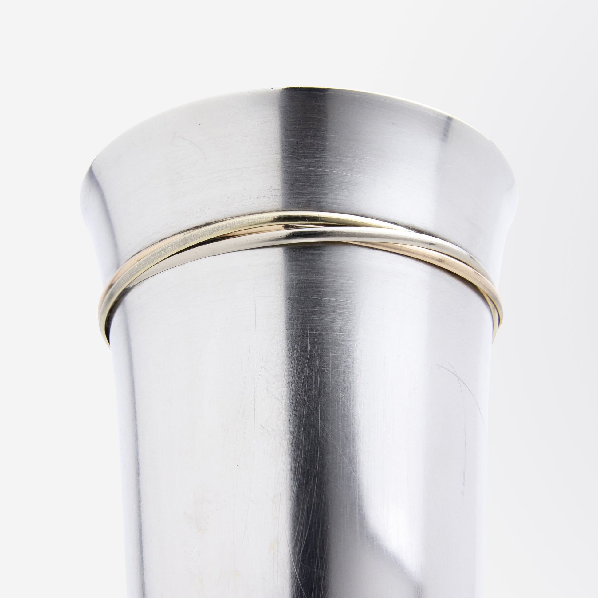 Ensemble de quatre flûtes à champagne Cartier « Trinity » en argent massif