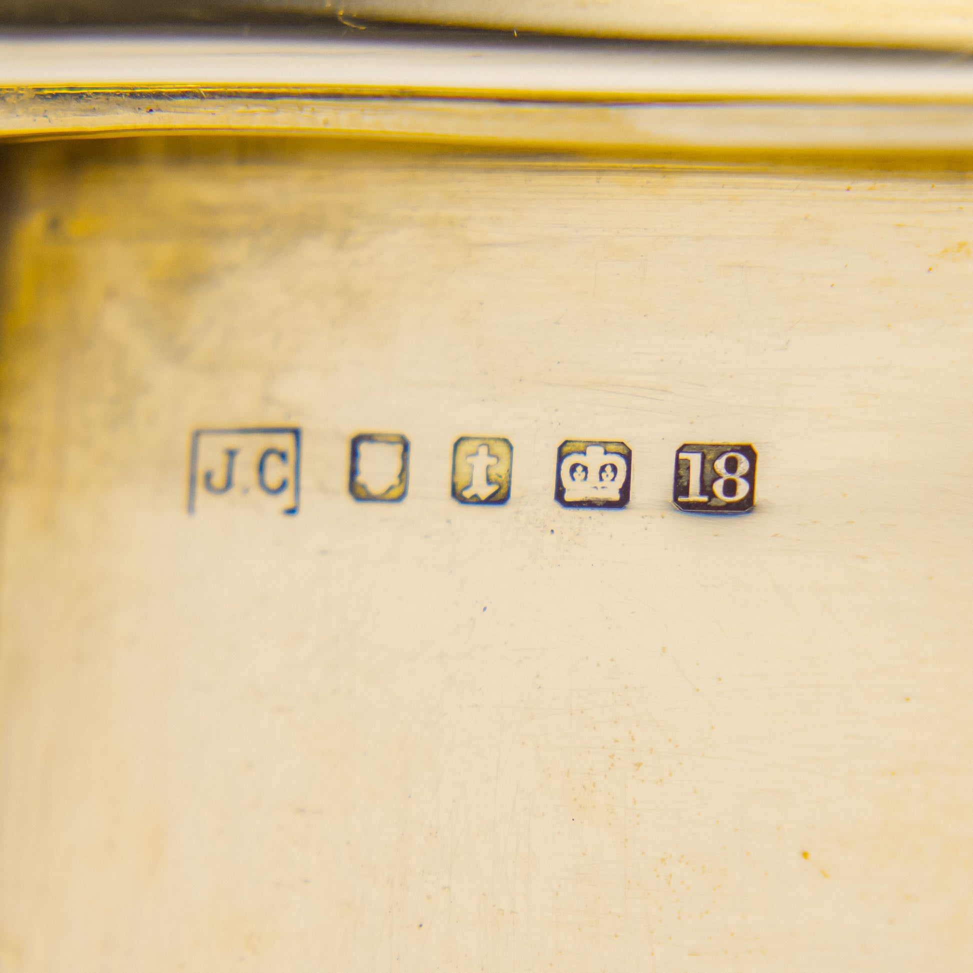 Étui à cigarettes Art Déco « Cartier London » en or 18 carats