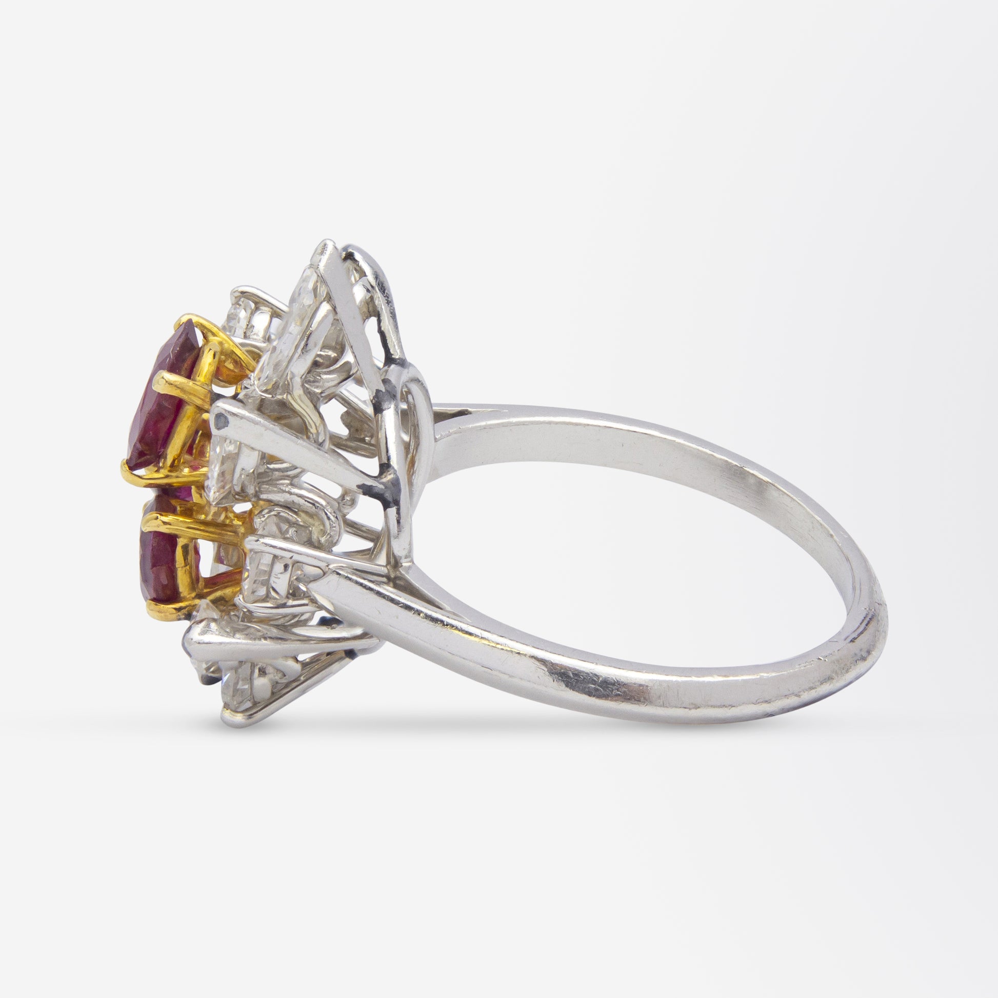 Bague en rubis et diamants de style milieu du siècle par Chaumet