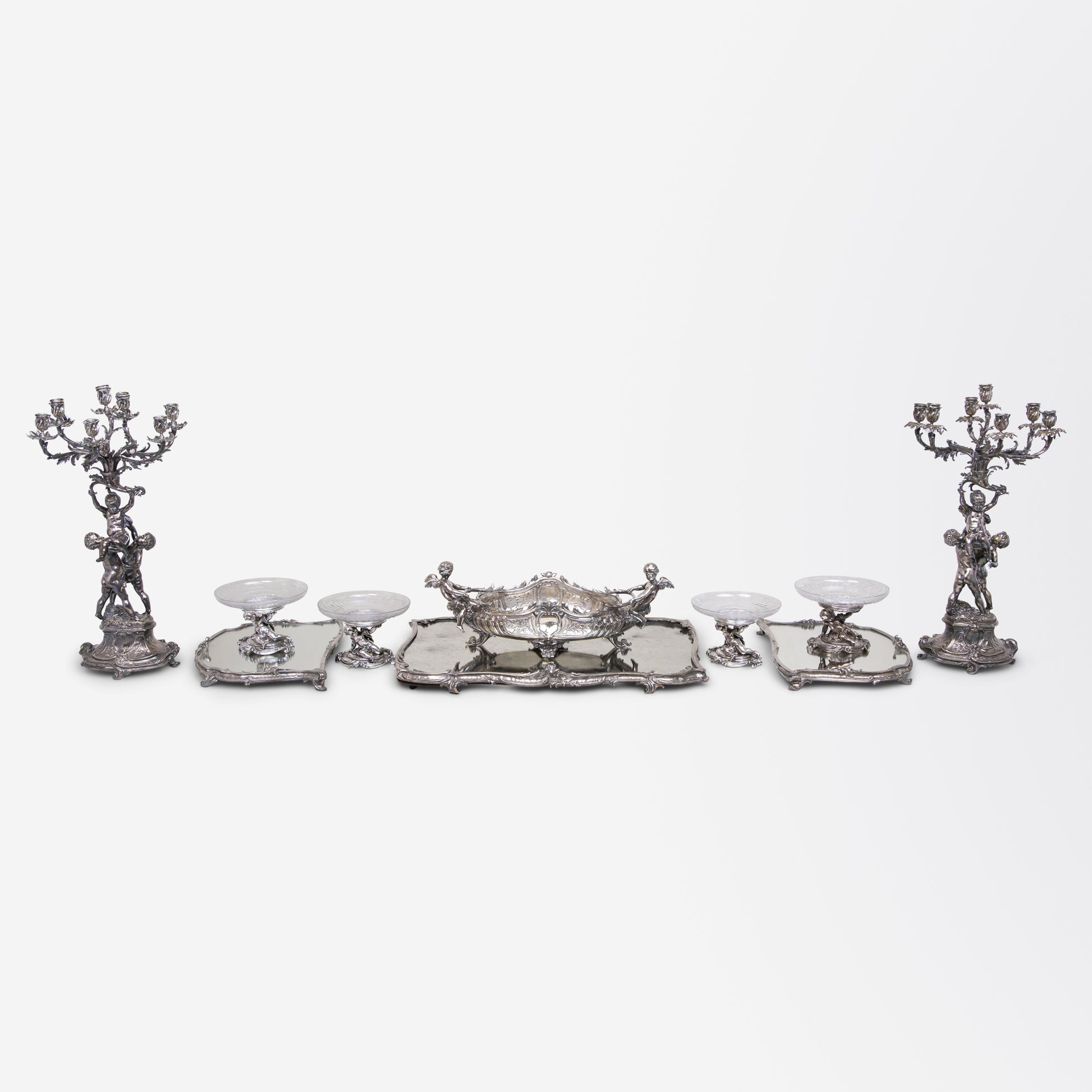 Monumental, Dix Pièces, Plaqué Argent 'Surtout de Table' par Christofle