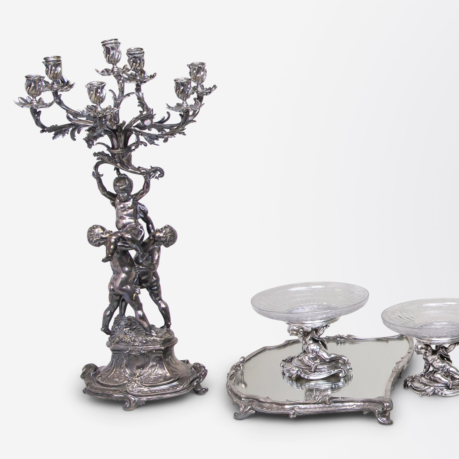 Monumental, Dix Pièces, Plaqué Argent 'Surtout de Table' par Christofle