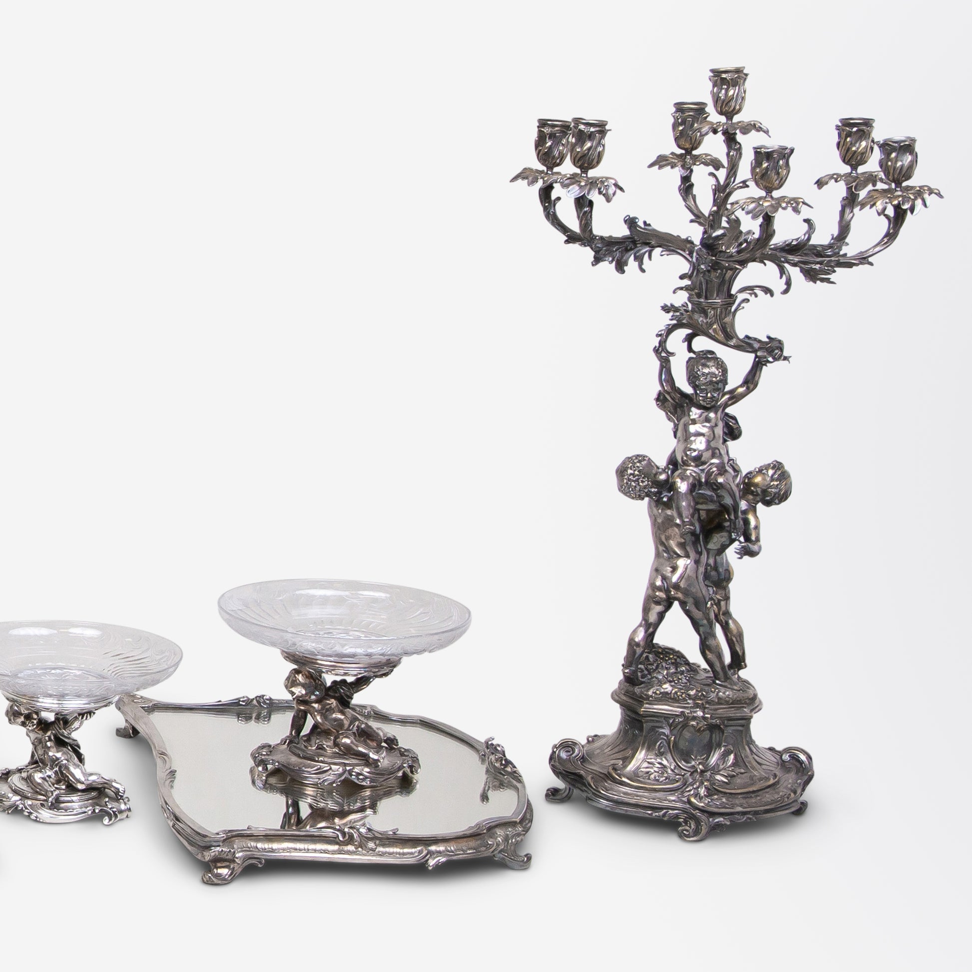 Monumental, Dix Pièces, Plaqué Argent 'Surtout de Table' par Christofle