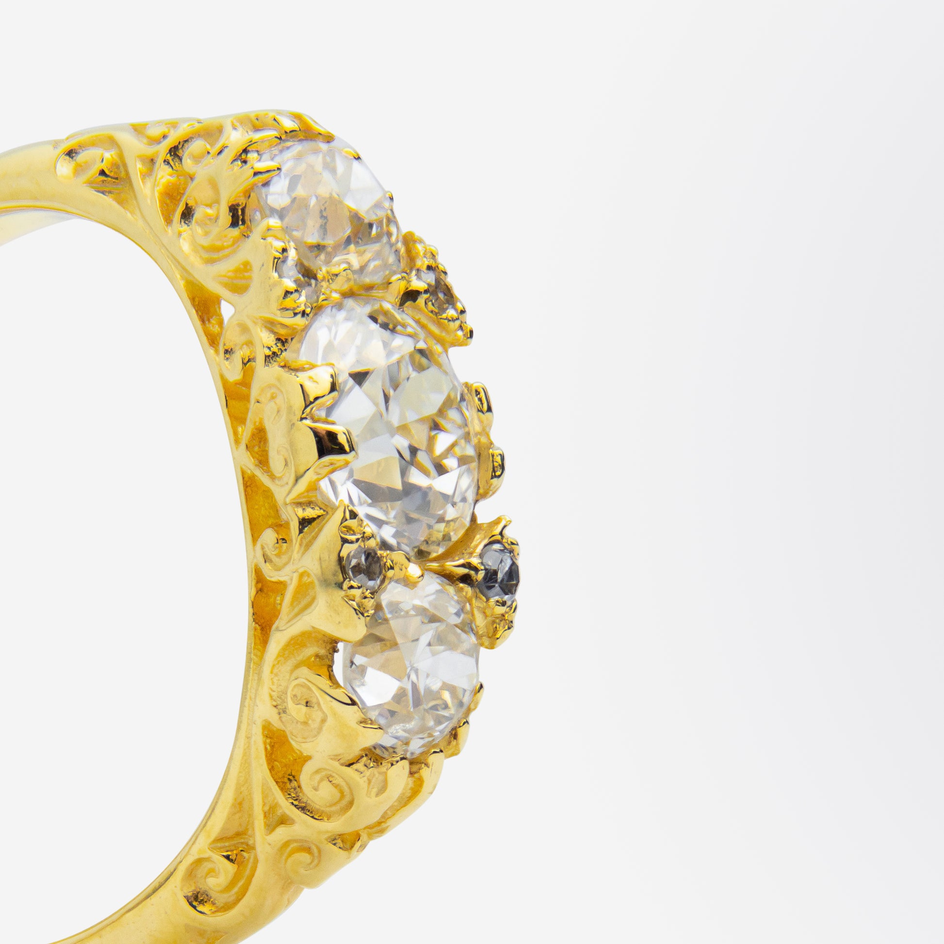 Bague Trinity en diamant taille ancienne