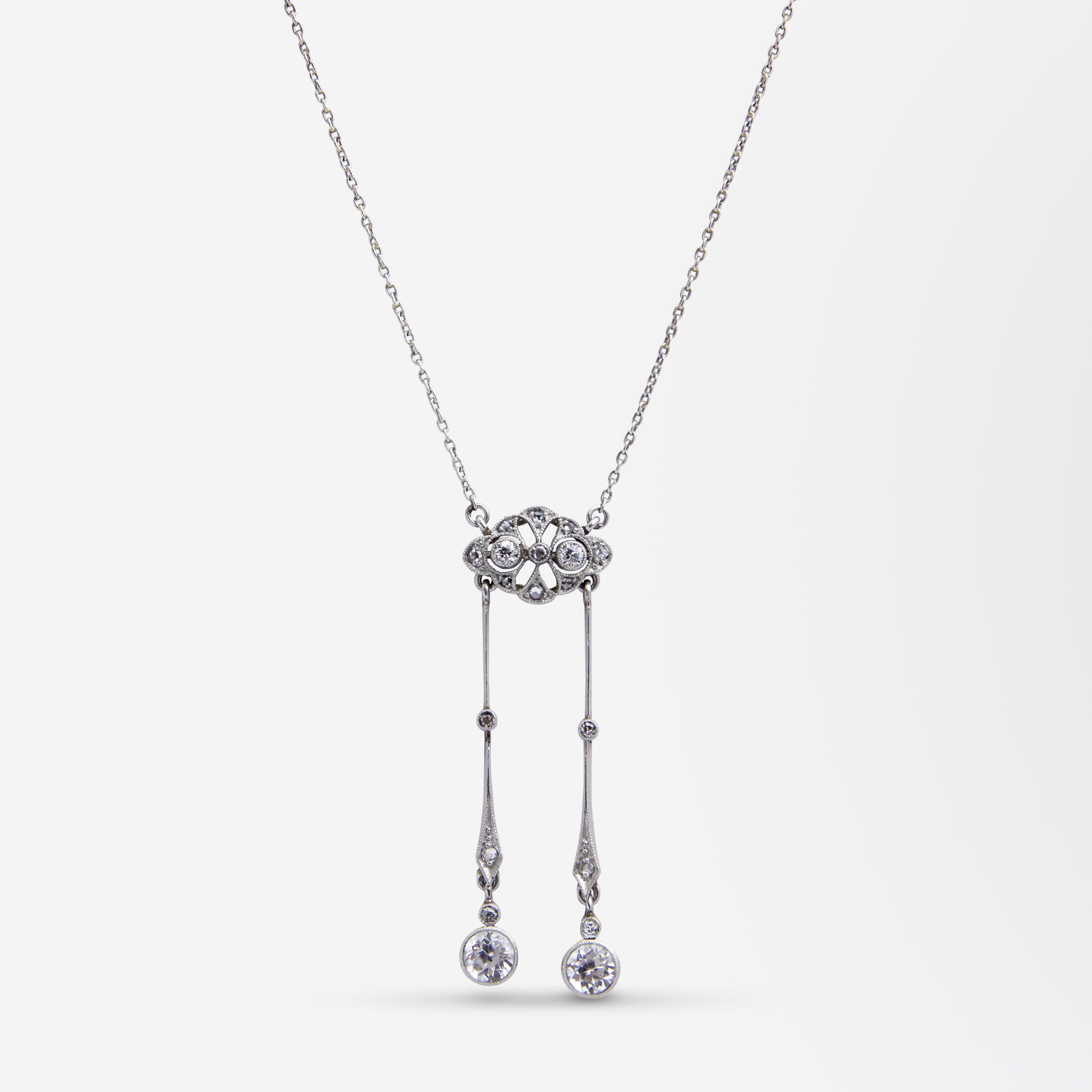 Collier nuisette édouardien en diamants et saphirs blancs