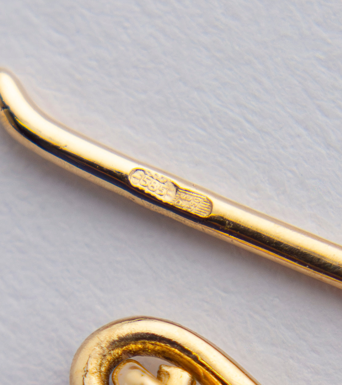 Art Deco Gold & Diamond Drop Earrings