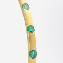 Load image into Gallery viewer, 14kt Yellow Gold and Emerald Hinged Bangle
