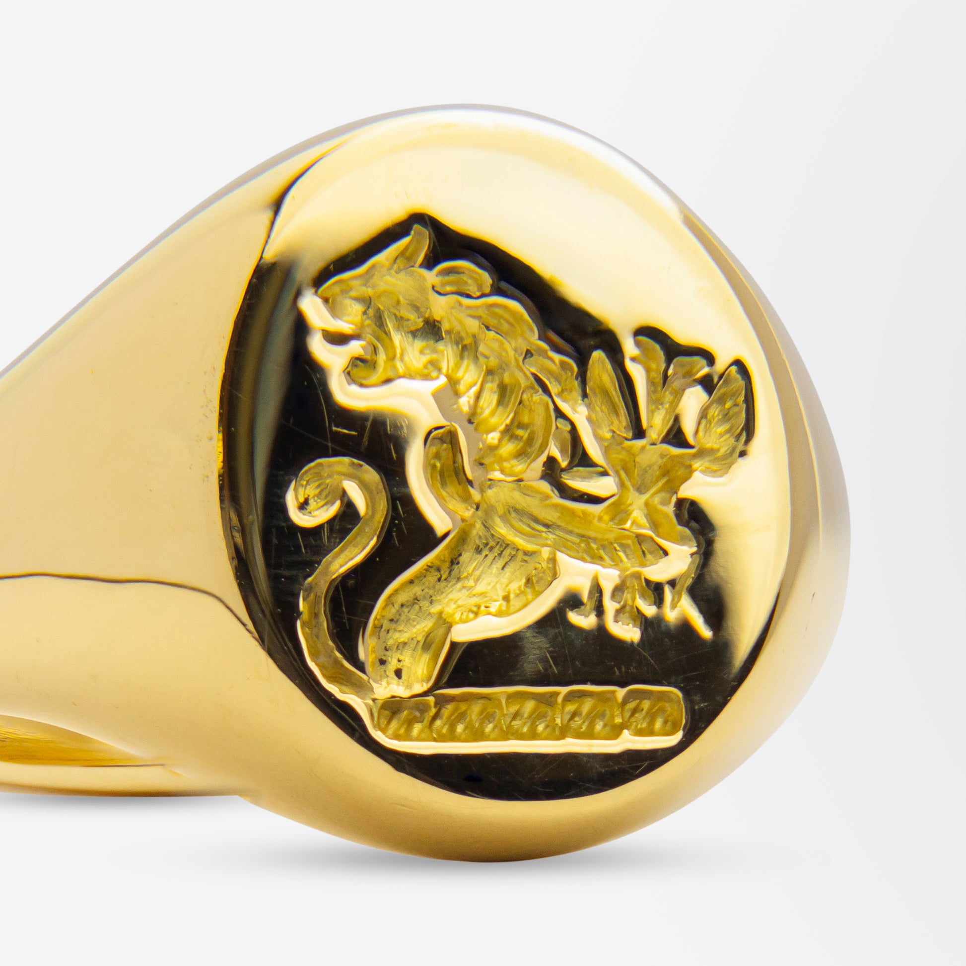 Chevalière anglaise en or jaune 18 carats