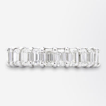 Load image into Gallery viewer, 18kt White Gold &#39;Hall of Mirrors&#39; Diamond Eternity Ring
