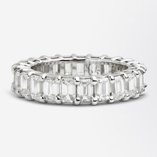 Load image into Gallery viewer, 18kt White Gold &#39;Hall of Mirrors&#39; Diamond Eternity Ring
