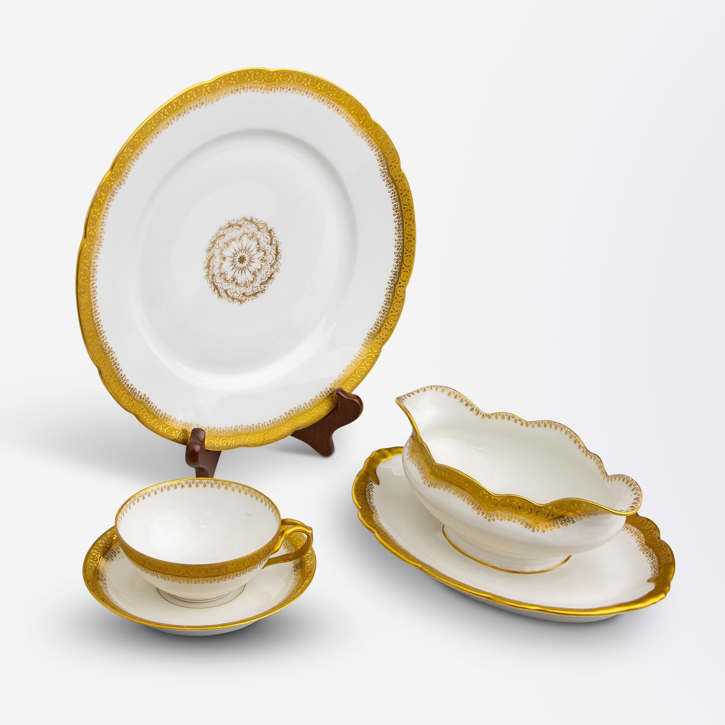 Service de table en porcelaine de Jean Pouyat pour Limoges