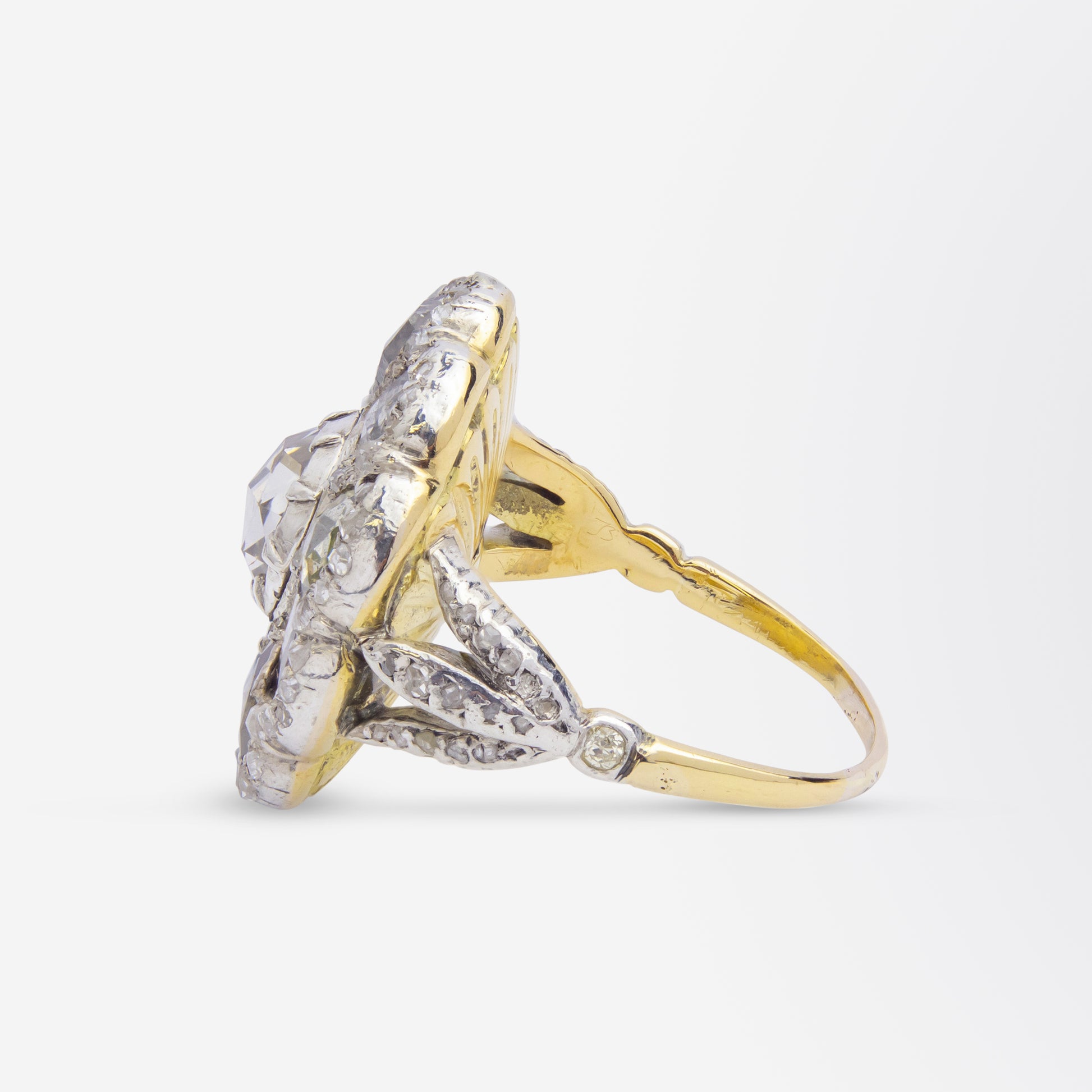 Bague bouton en diamant géorgienne