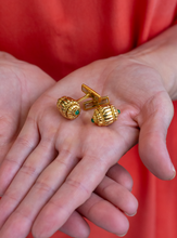 Load image into Gallery viewer, 18kt Yellow Gold &amp; Emerald &#39;Barrel&#39; Shape Cufflinks
