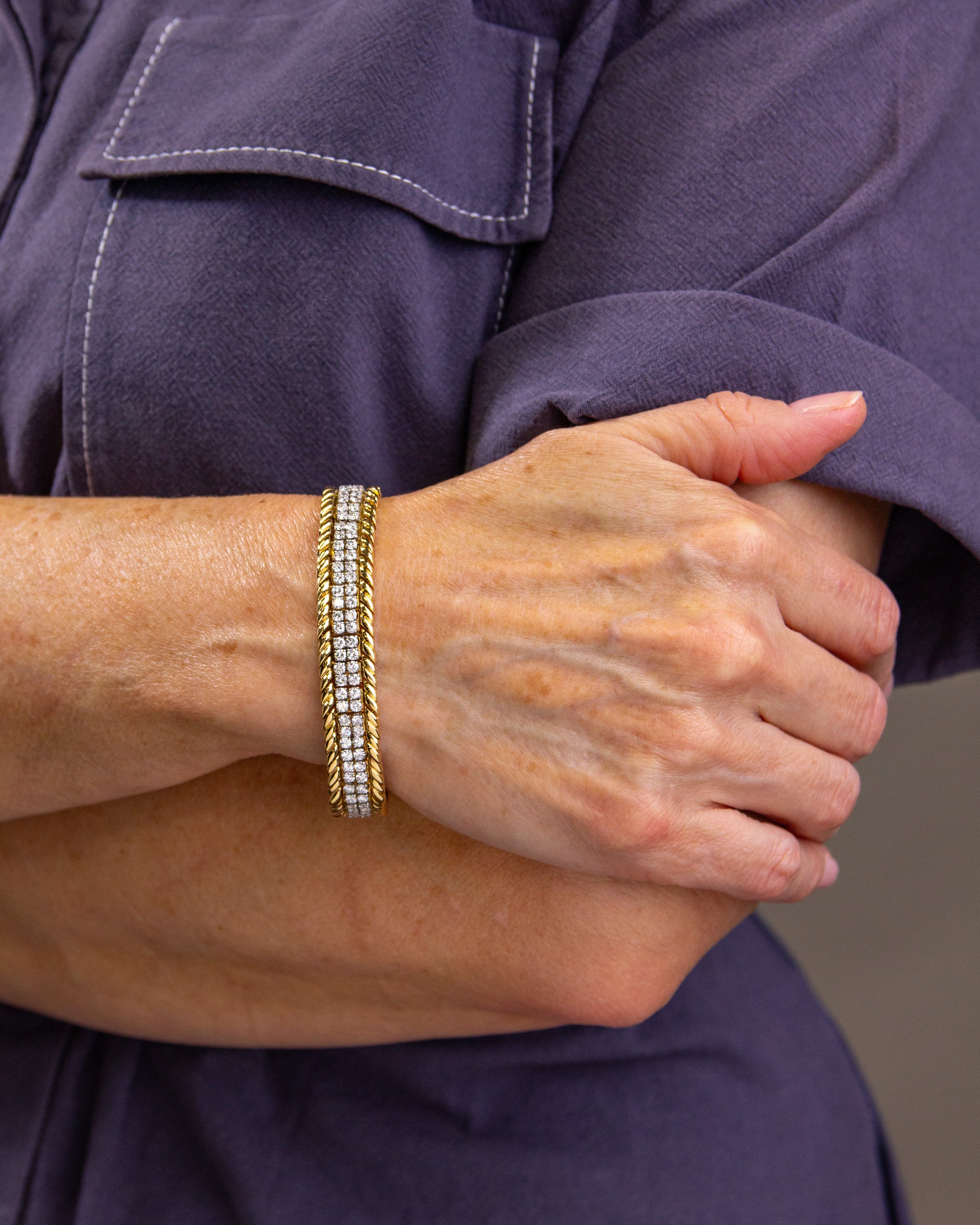 Bracelet français en or jaune et diamants
