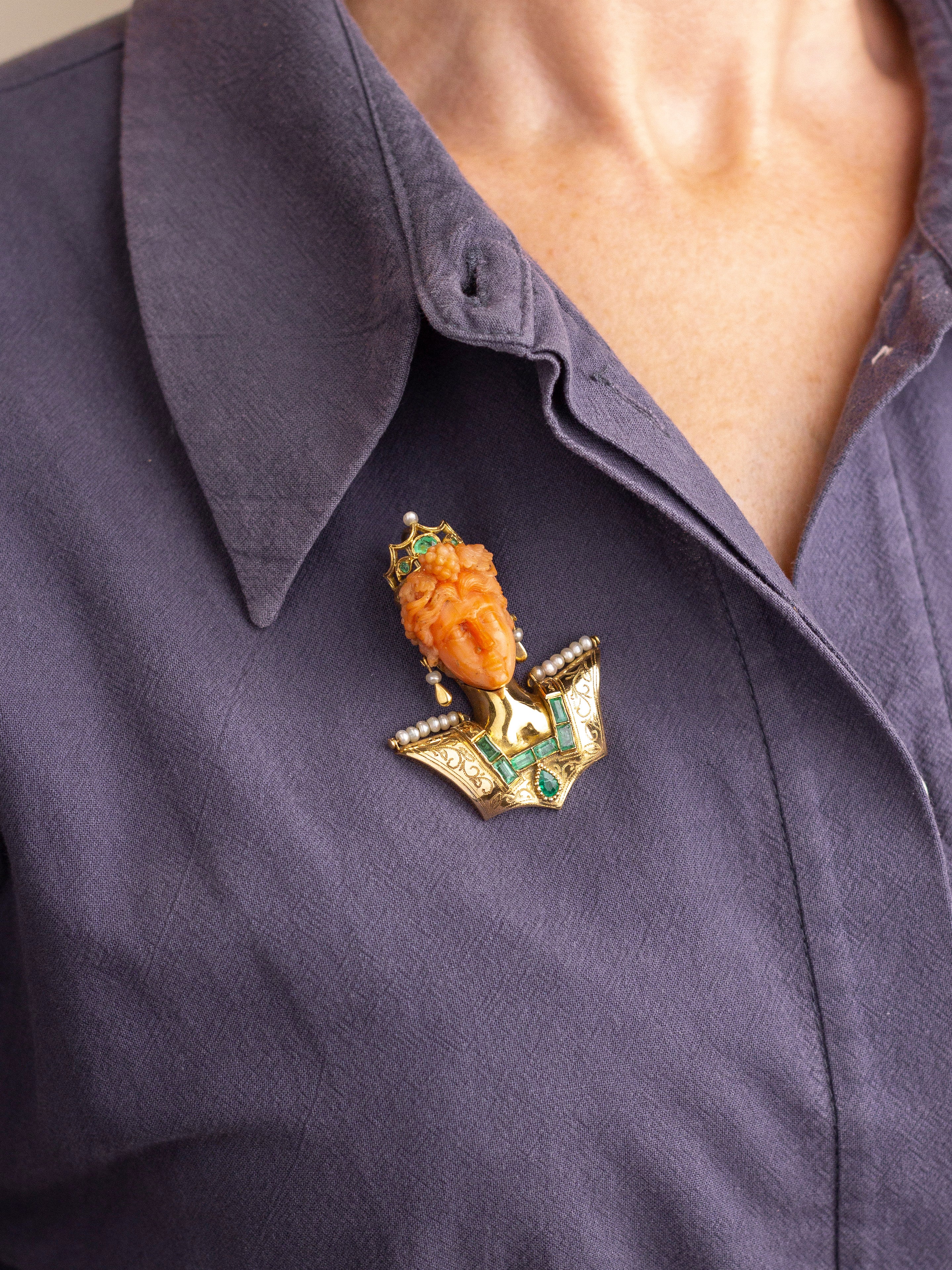 18kt Gold, Carved Coral, Emerald & Pearl 'Bust' Brooch Pendant