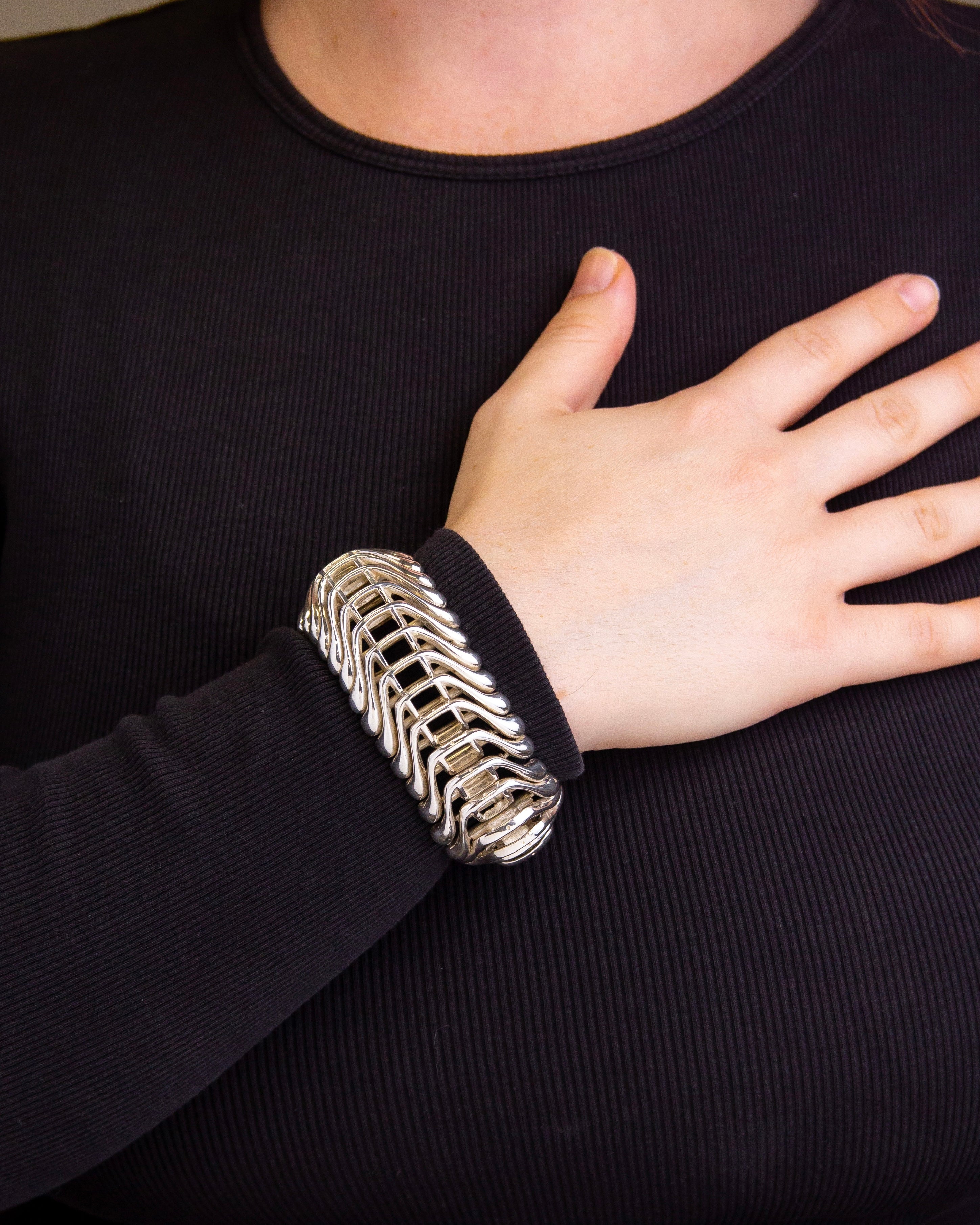 Bracelet moderniste en argent sterling