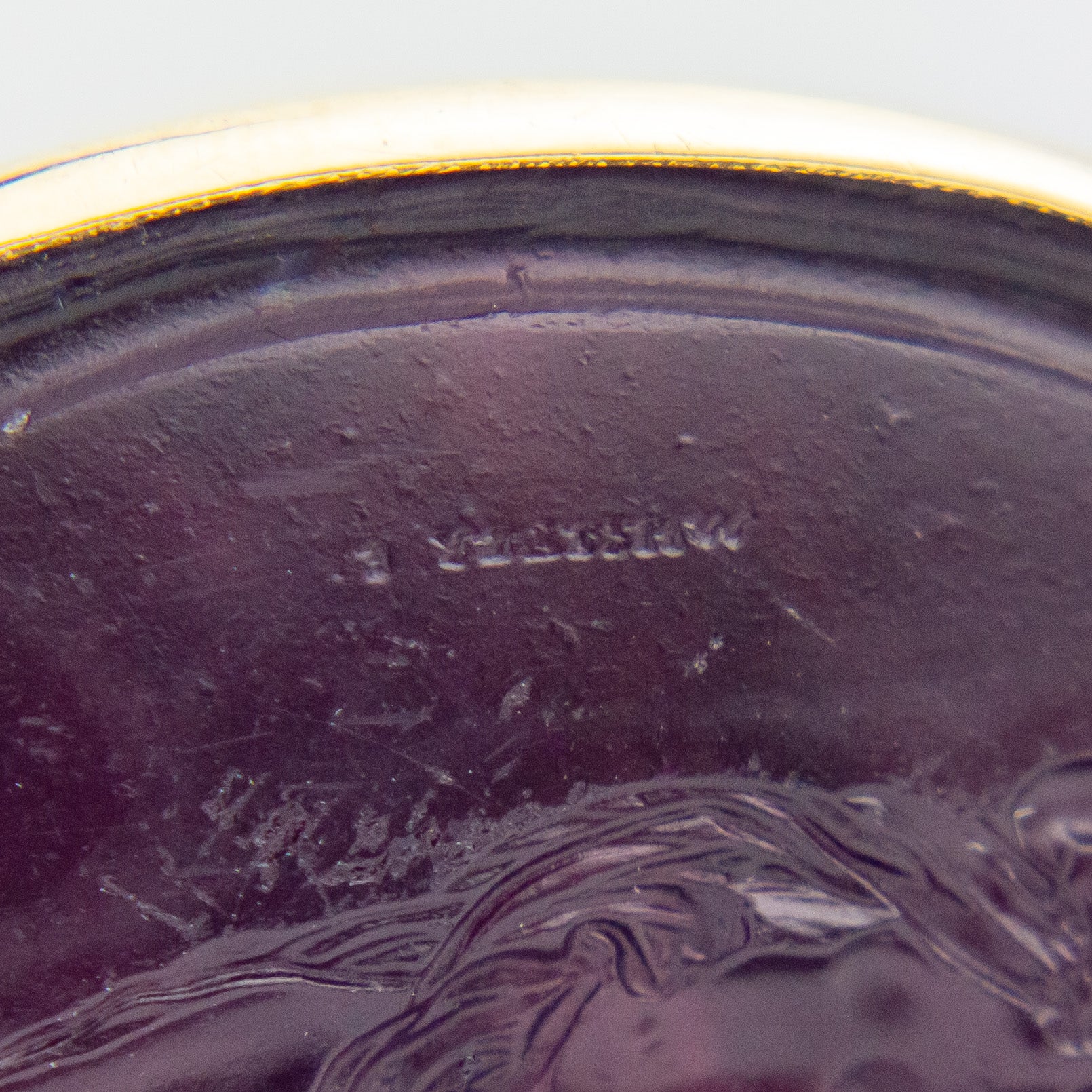 Bague en verre intaille du XVIIIe siècle et or jaune 9 carats