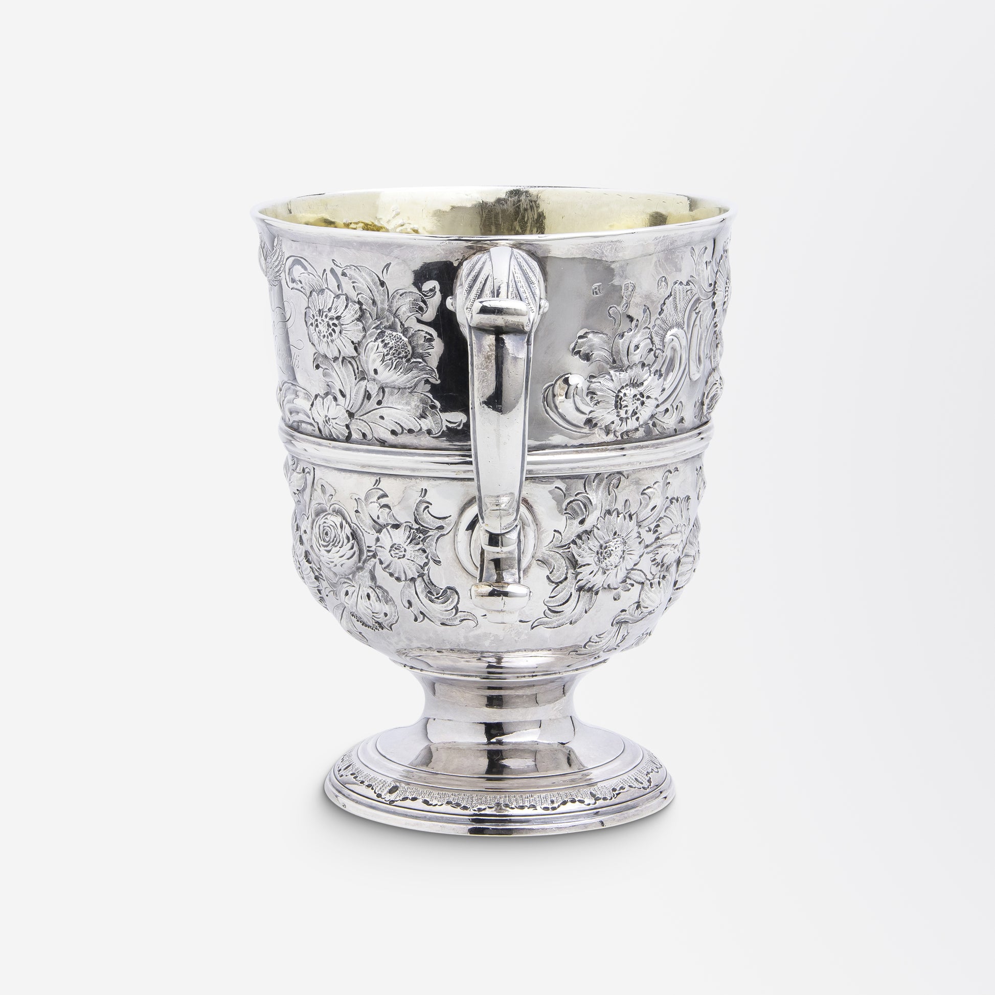 Coupe trophée irlandaise en argent repoussé du XIXe siècle