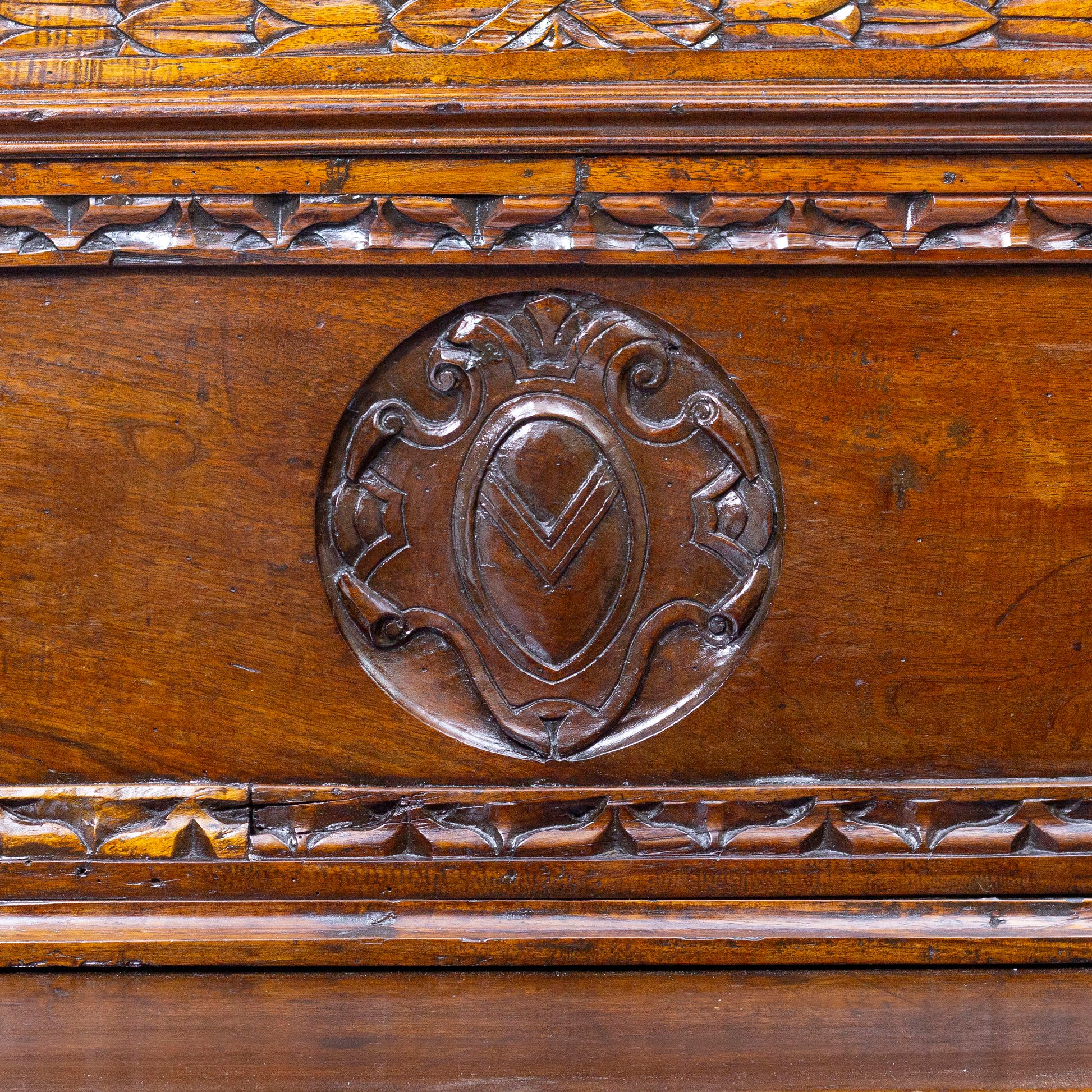 18th Century Italian Walnut Hallway Seat