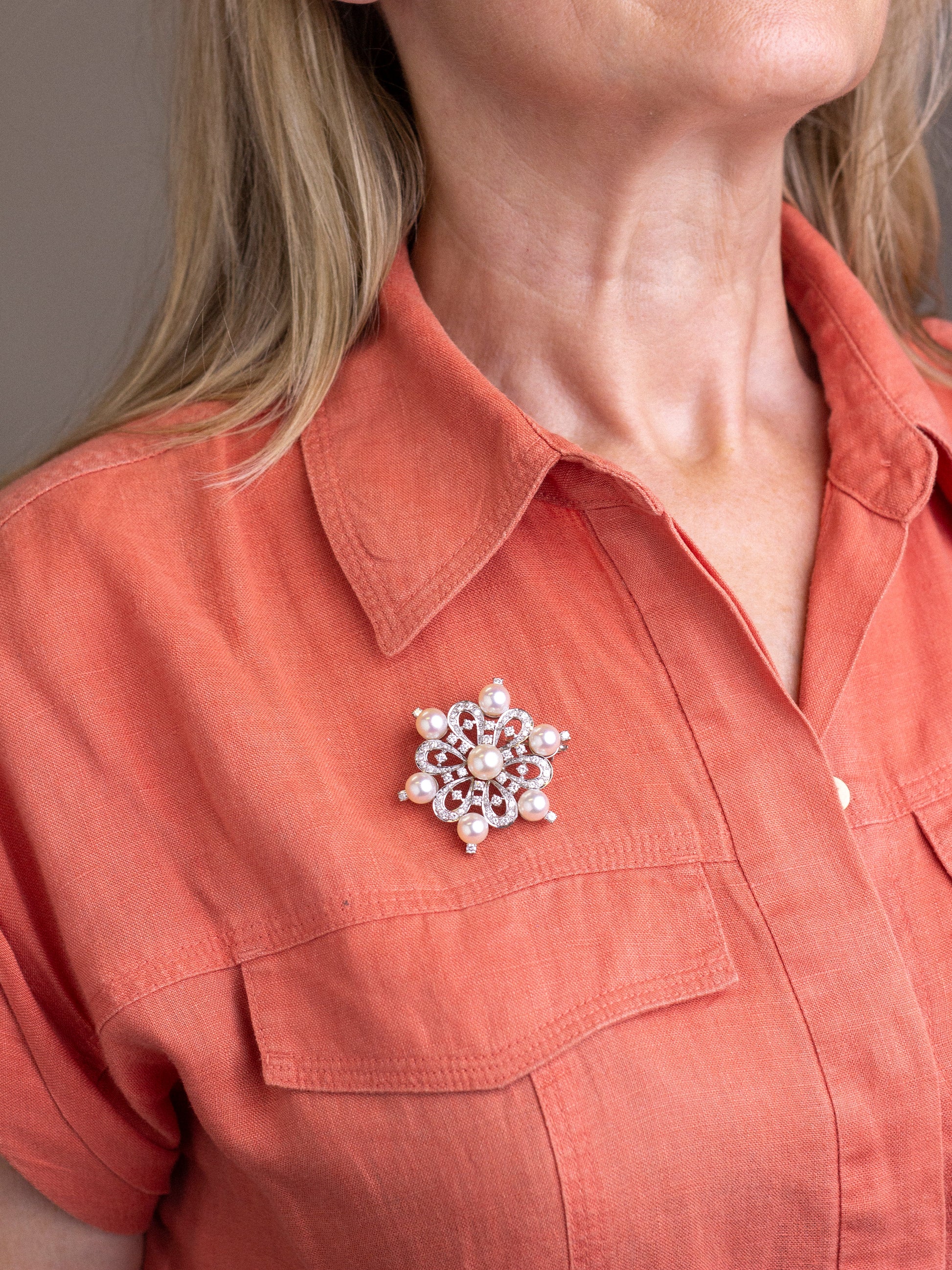 14kt Gold Diamond & Akoya Pearl Floral Brooch