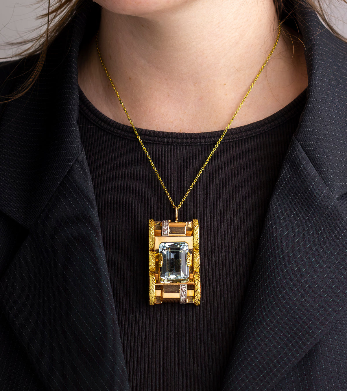 Retro Period Tri-Tone Gold & Aquamarine Brooch Pendant