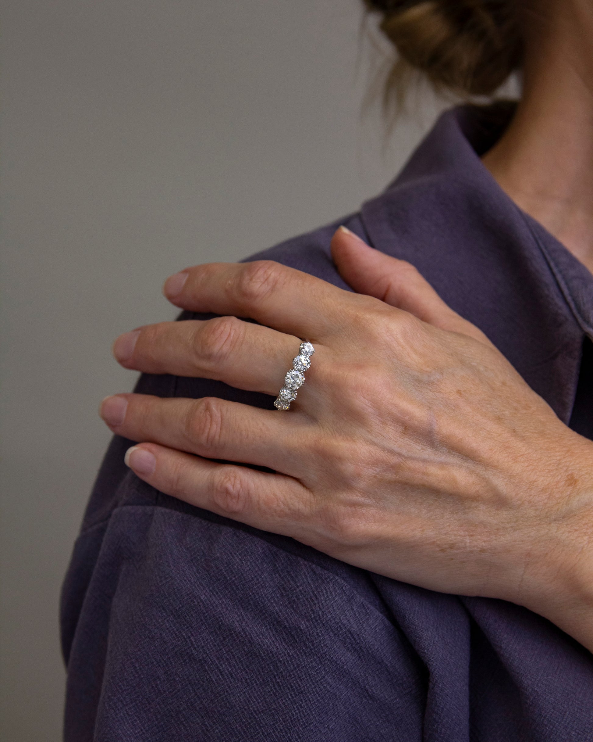 Bague en platine de style antique et diamant taille ancienne européenne