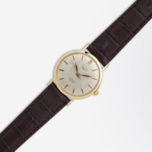 Load image into Gallery viewer, 1960s Longines Admiral 14k Gold Men&#39;s Wristwatch