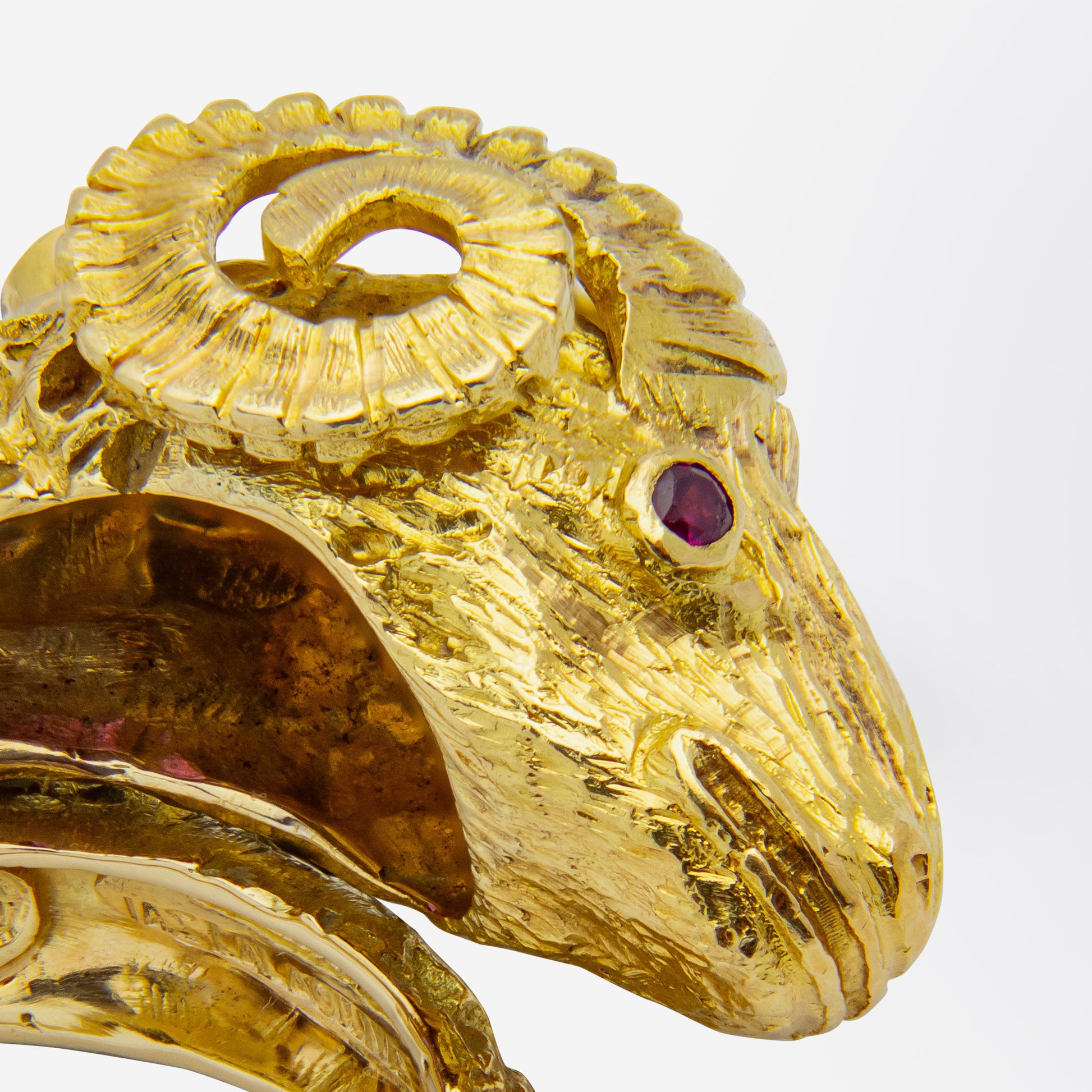 Bague Ilias Lalaounis Tête de Bélier en or jaune 18 carats