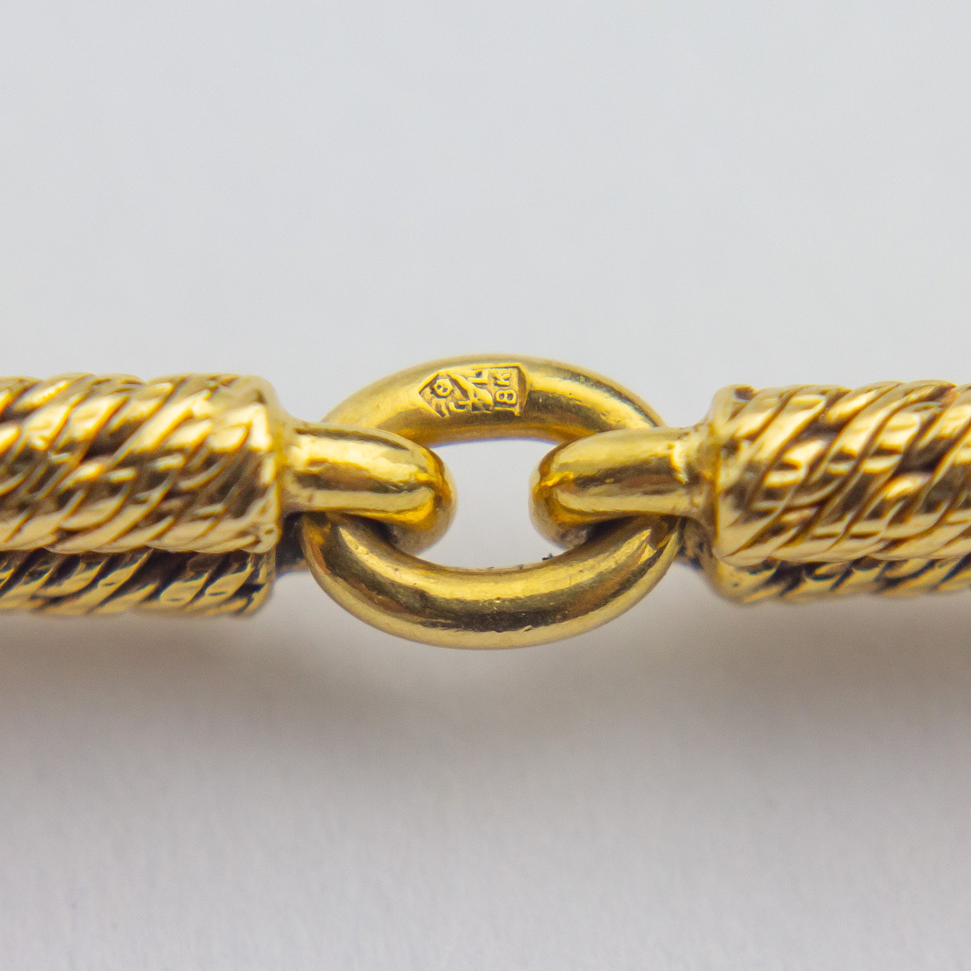 Collier Georges Lenfant en or jaune 18 carats, chrysoprase et corail