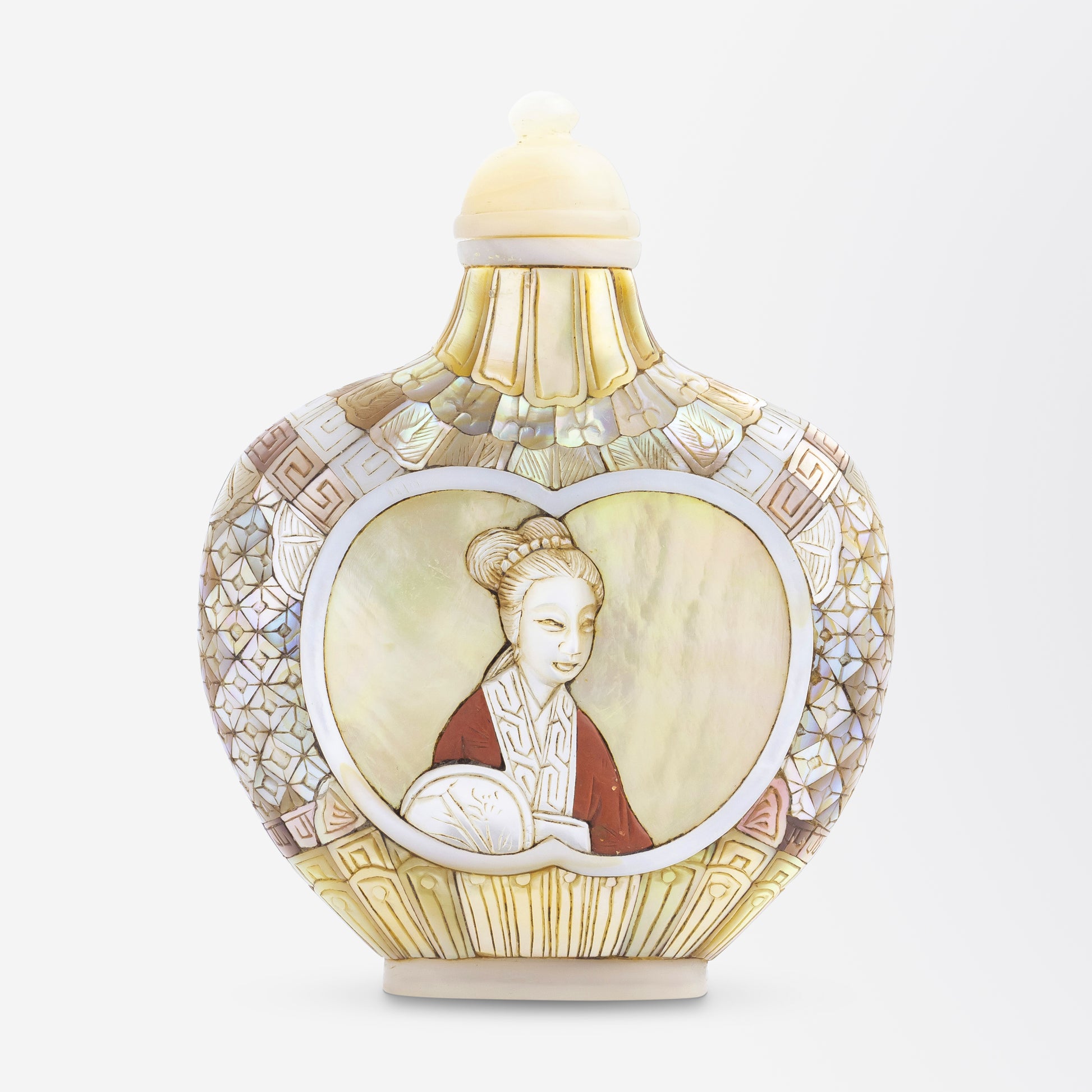 Qianlong Style Mother of Pearl Snuff Bottle