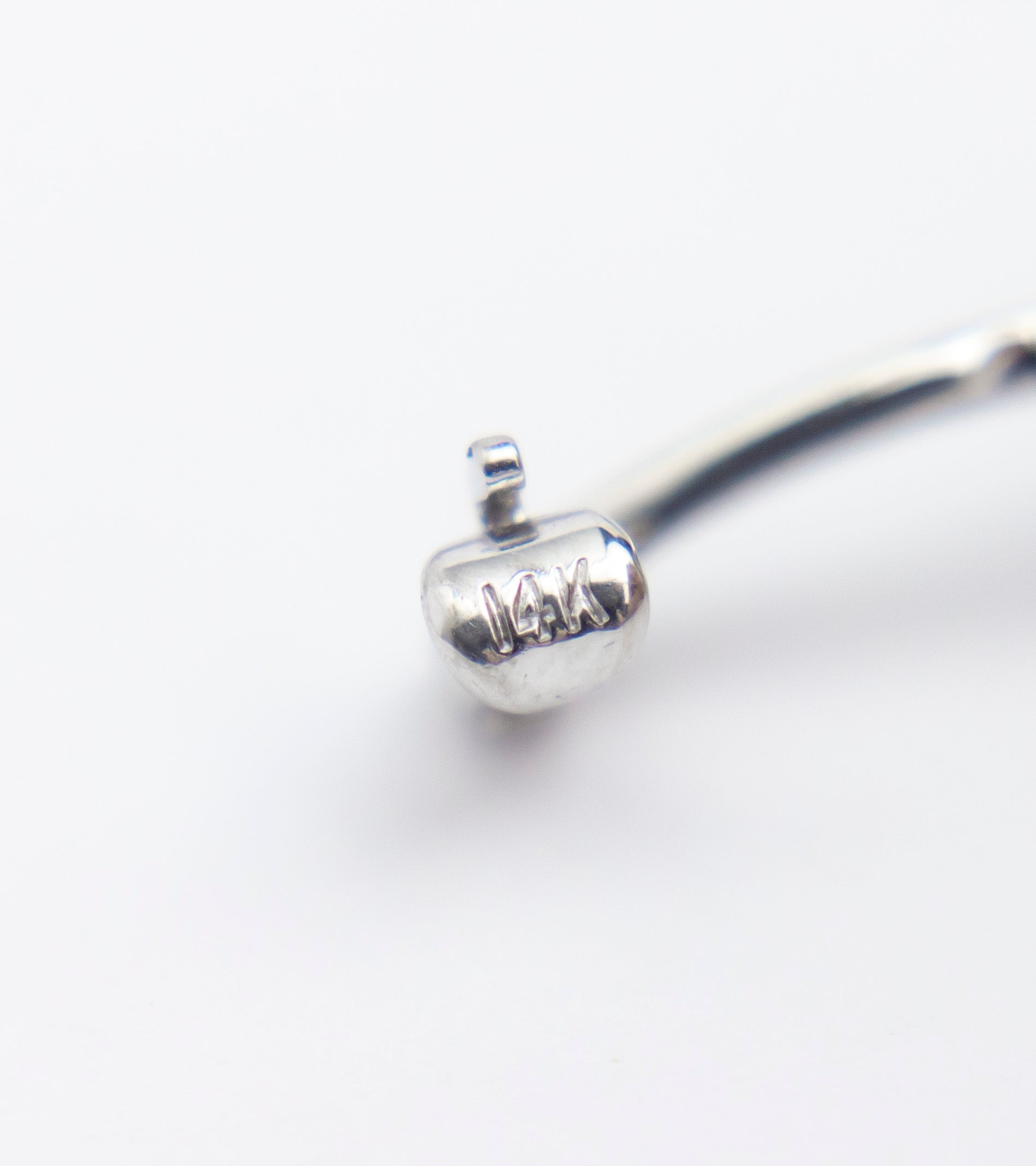 Trabert & Hoeffer Mauboussin 'Reflection' Brooch in White Gold & Diamonds