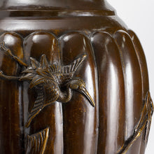 Load image into Gallery viewer, Pair of Japanese Meiji Bronze Urns
