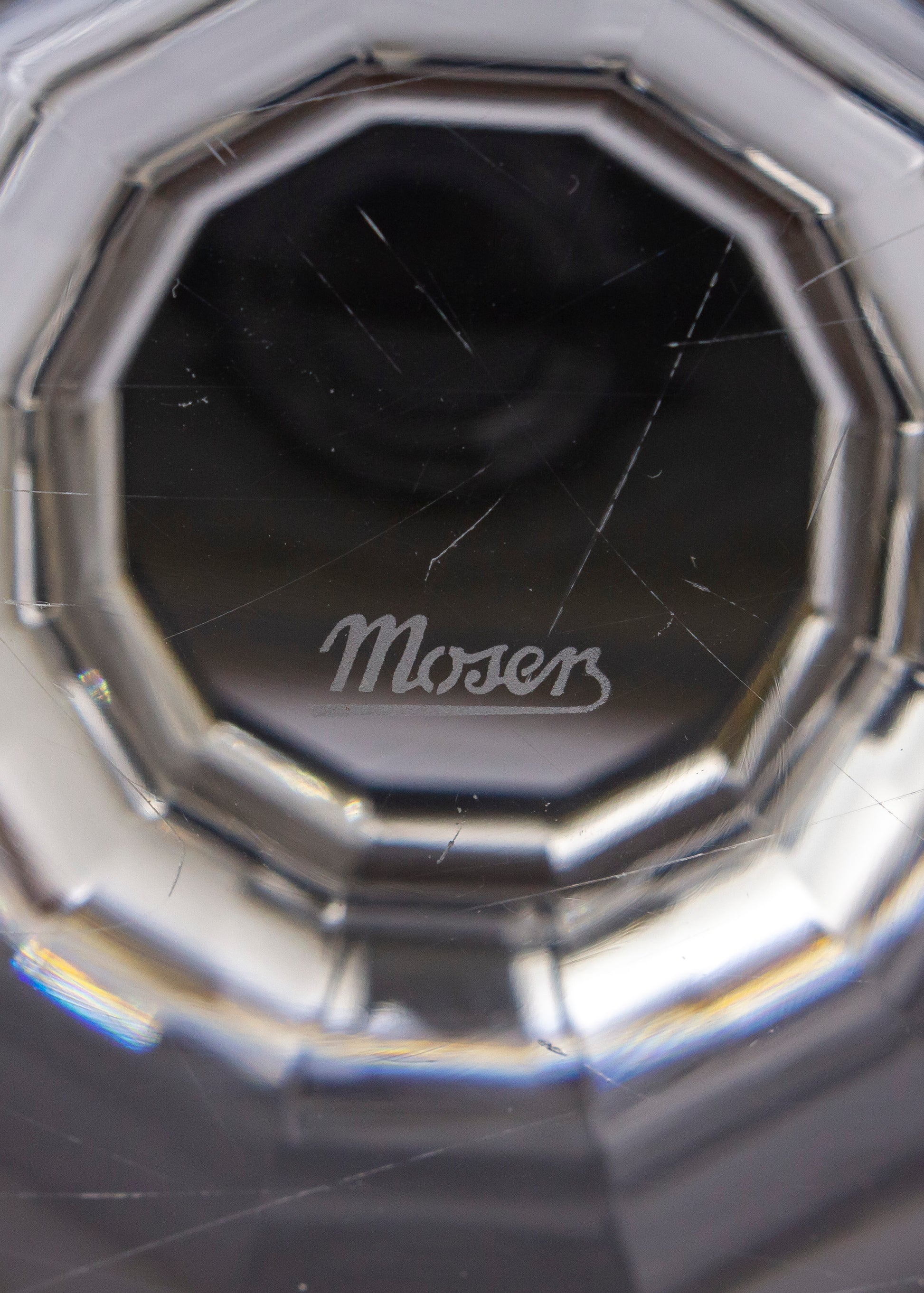 Large Crystal Centrepiece with Gilt Rim by Moser in the "Splendid" Pattern - The Antique Guild